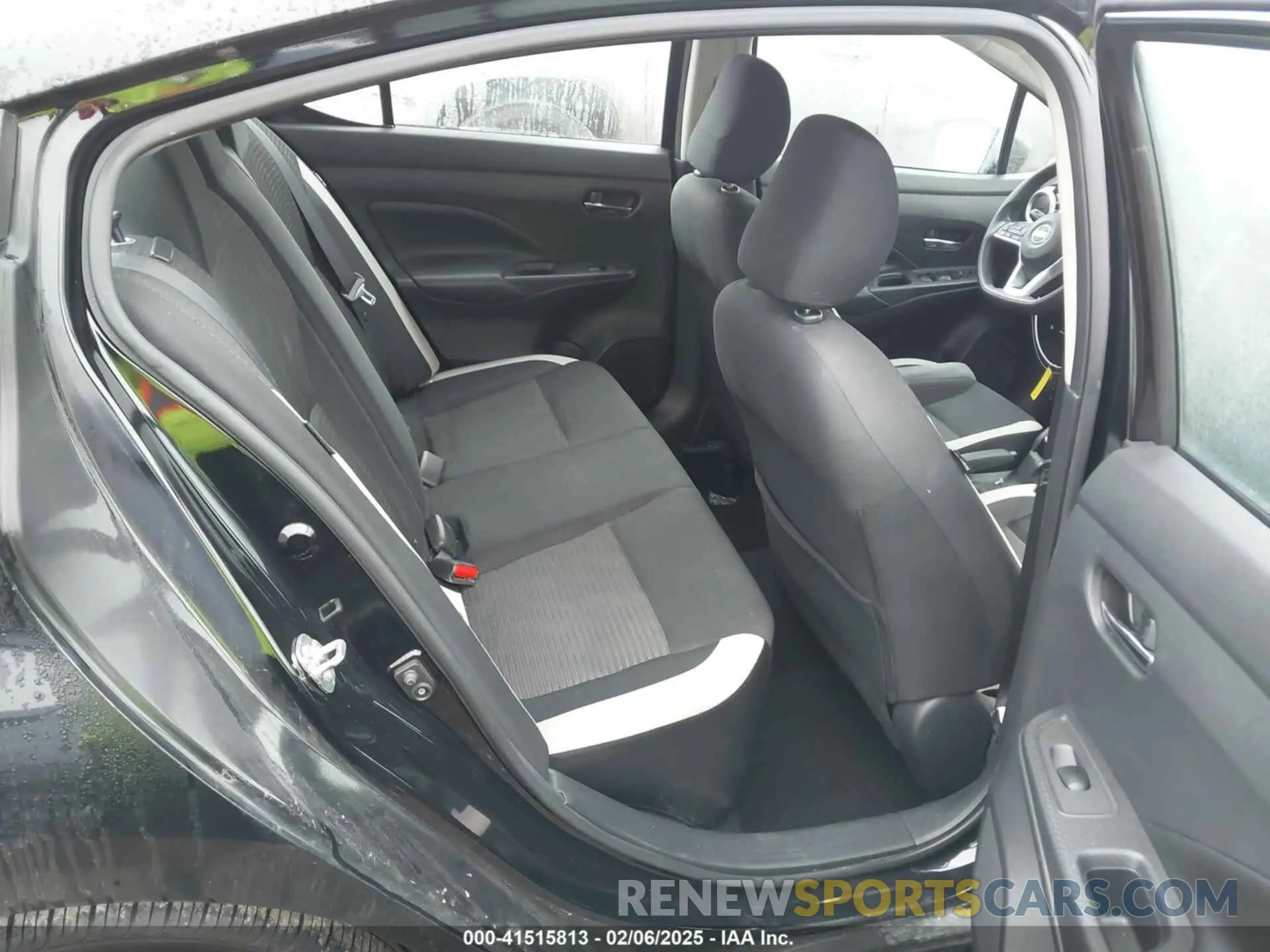 8 Photograph of a damaged car 3N1CN8EV1LL876815 NISSAN VERSA 2020