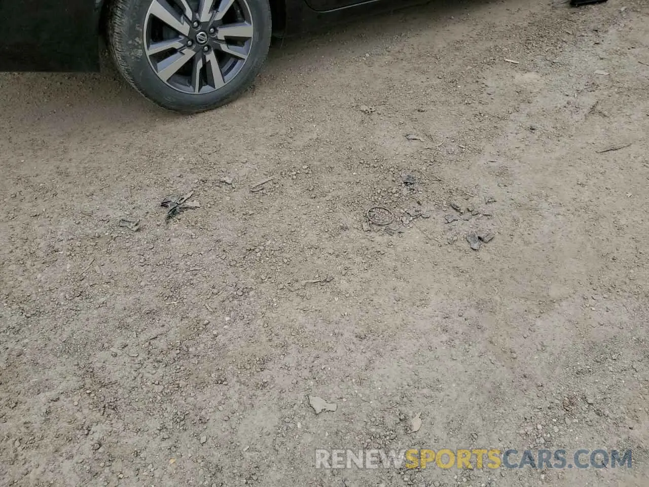 3 Photograph of a damaged car 3N1CN8EV2LL816283 NISSAN VERSA 2020