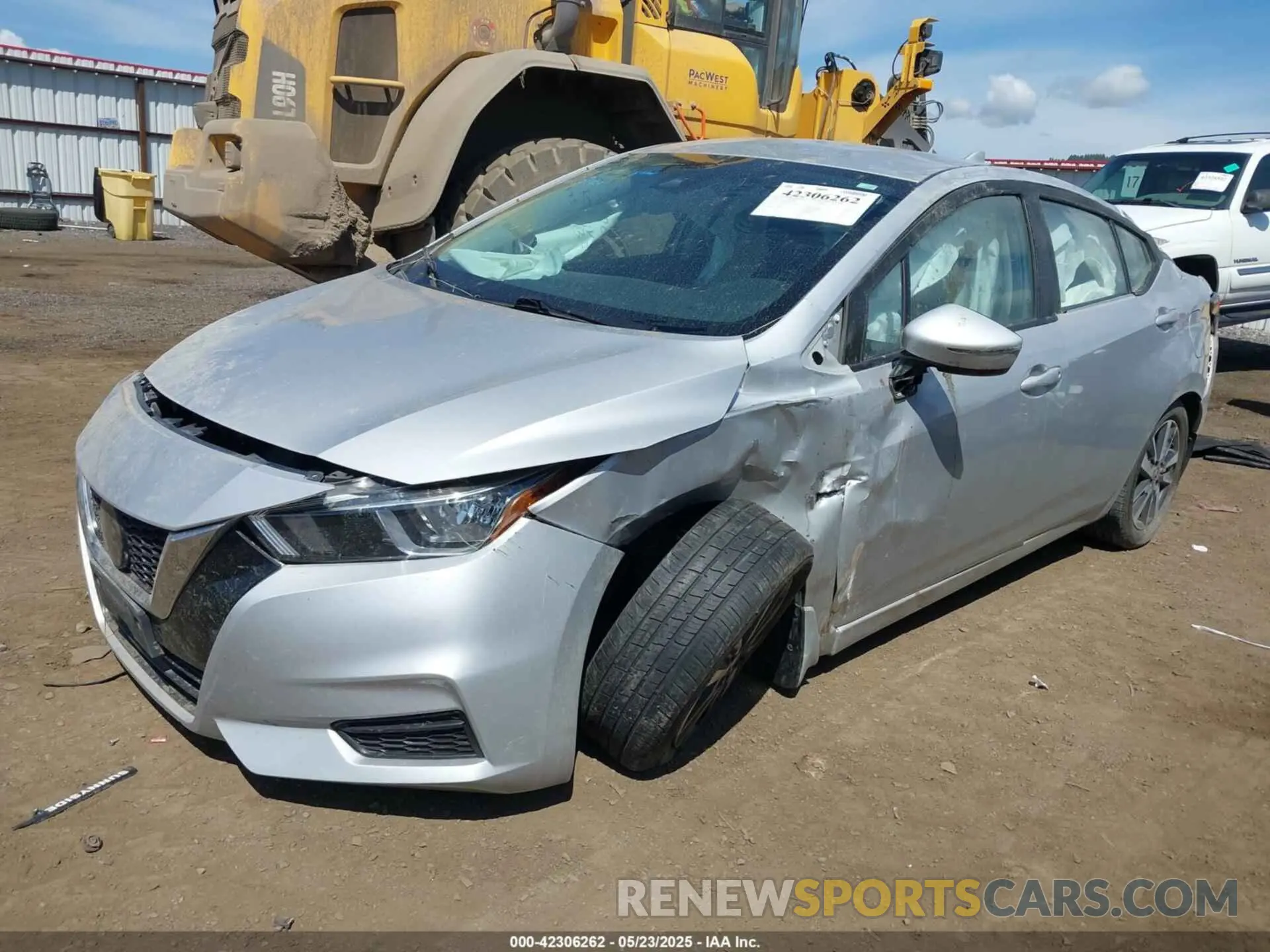 2 Photograph of a damaged car 3N1CN8EV2LL833925 NISSAN VERSA 2020