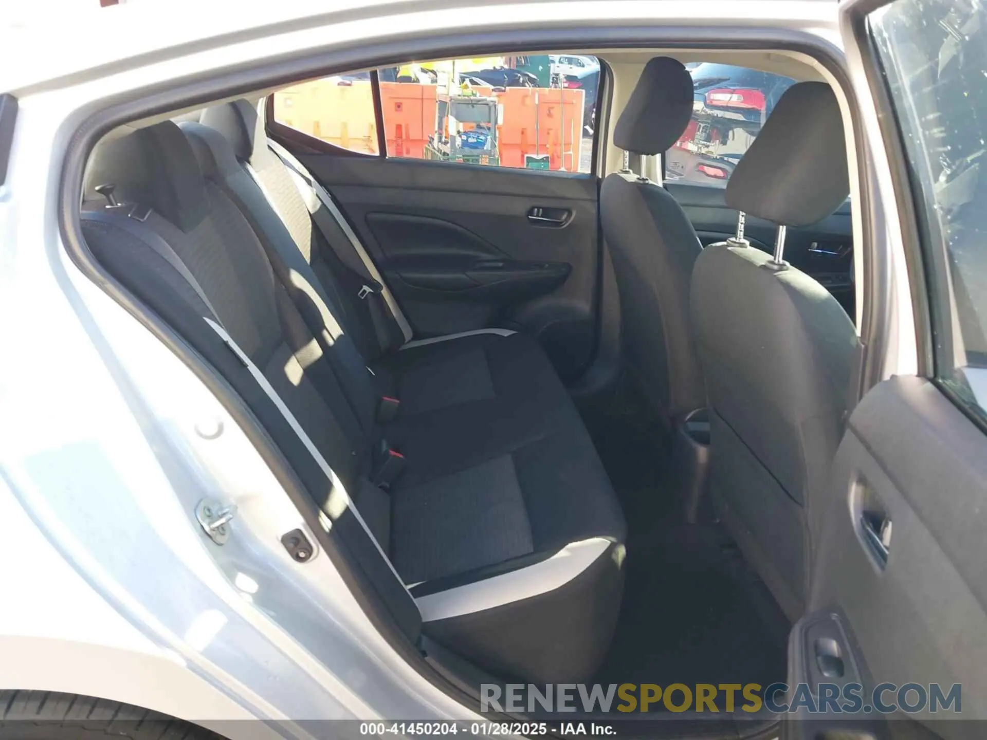 8 Photograph of a damaged car 3N1CN8EV2LL861384 NISSAN VERSA 2020