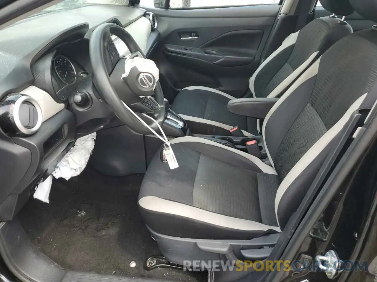 7 Photograph of a damaged car 3N1CN8EV2LL864172 NISSAN VERSA 2020