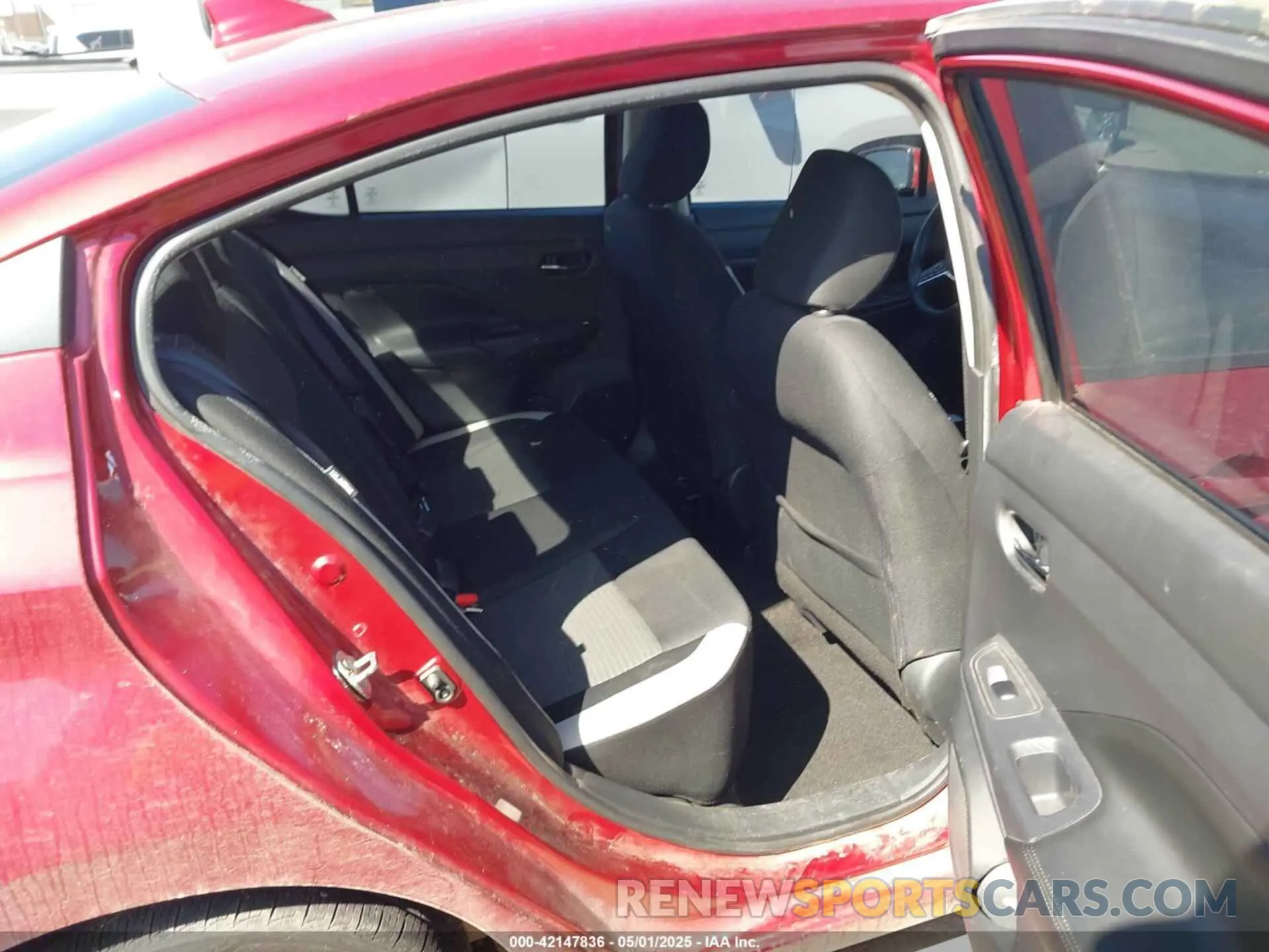 8 Photograph of a damaged car 3N1CN8EV2LL864348 NISSAN VERSA 2020