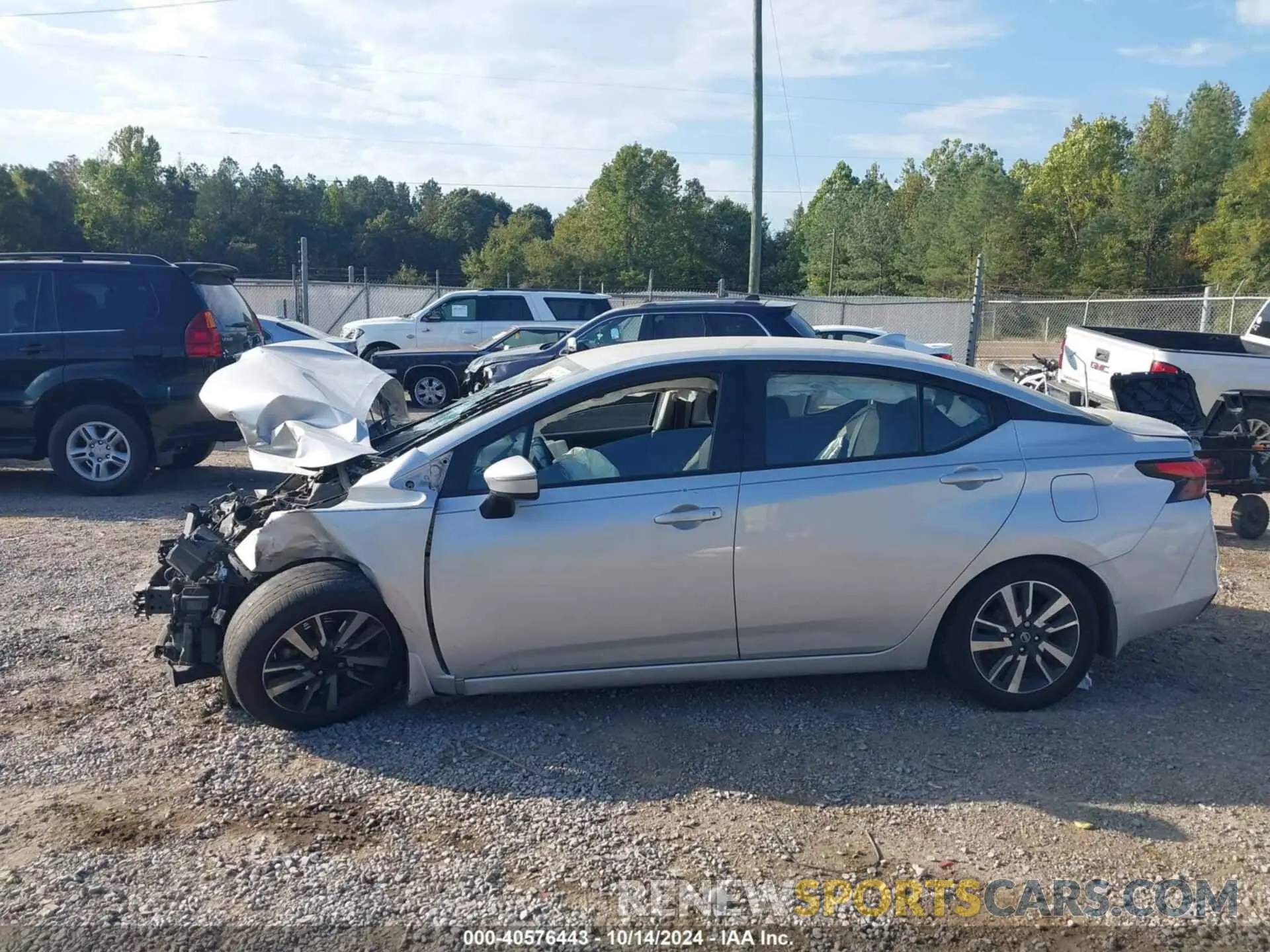 15 Photograph of a damaged car 3N1CN8EV2LL871235 NISSAN VERSA 2020