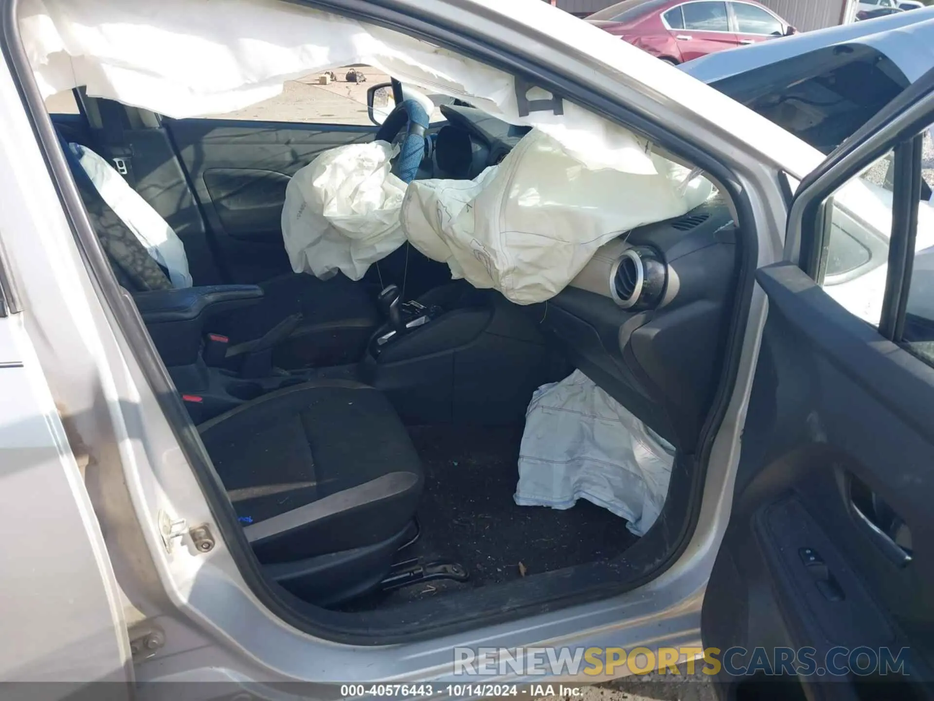 5 Photograph of a damaged car 3N1CN8EV2LL871235 NISSAN VERSA 2020