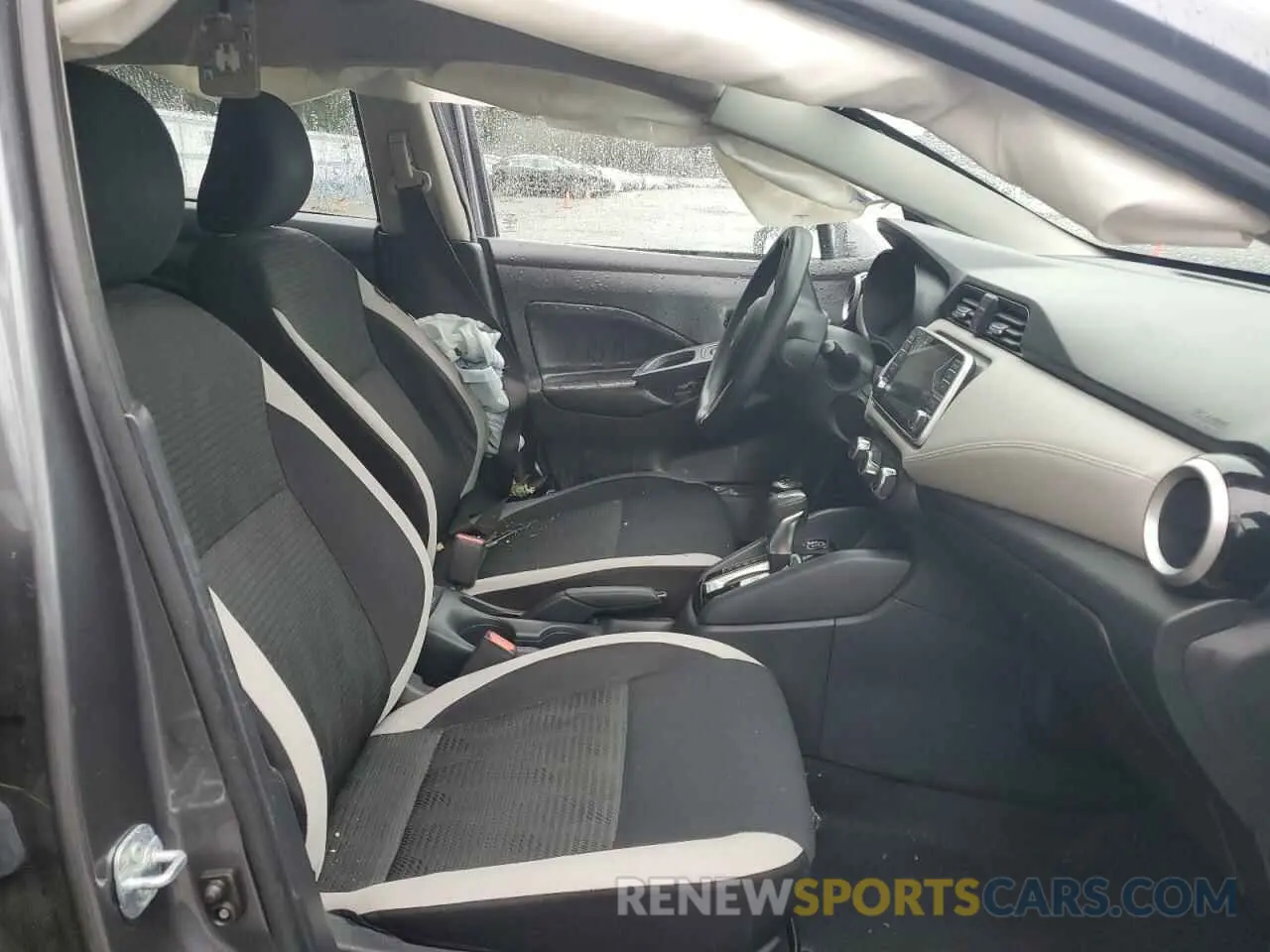 7 Photograph of a damaged car 3N1CN8EV2LL873809 NISSAN VERSA 2020