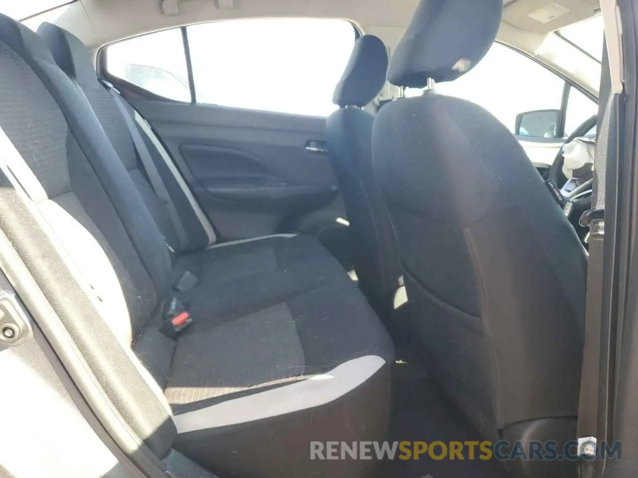 11 Photograph of a damaged car 3N1CN8EV3LL810248 NISSAN VERSA 2020