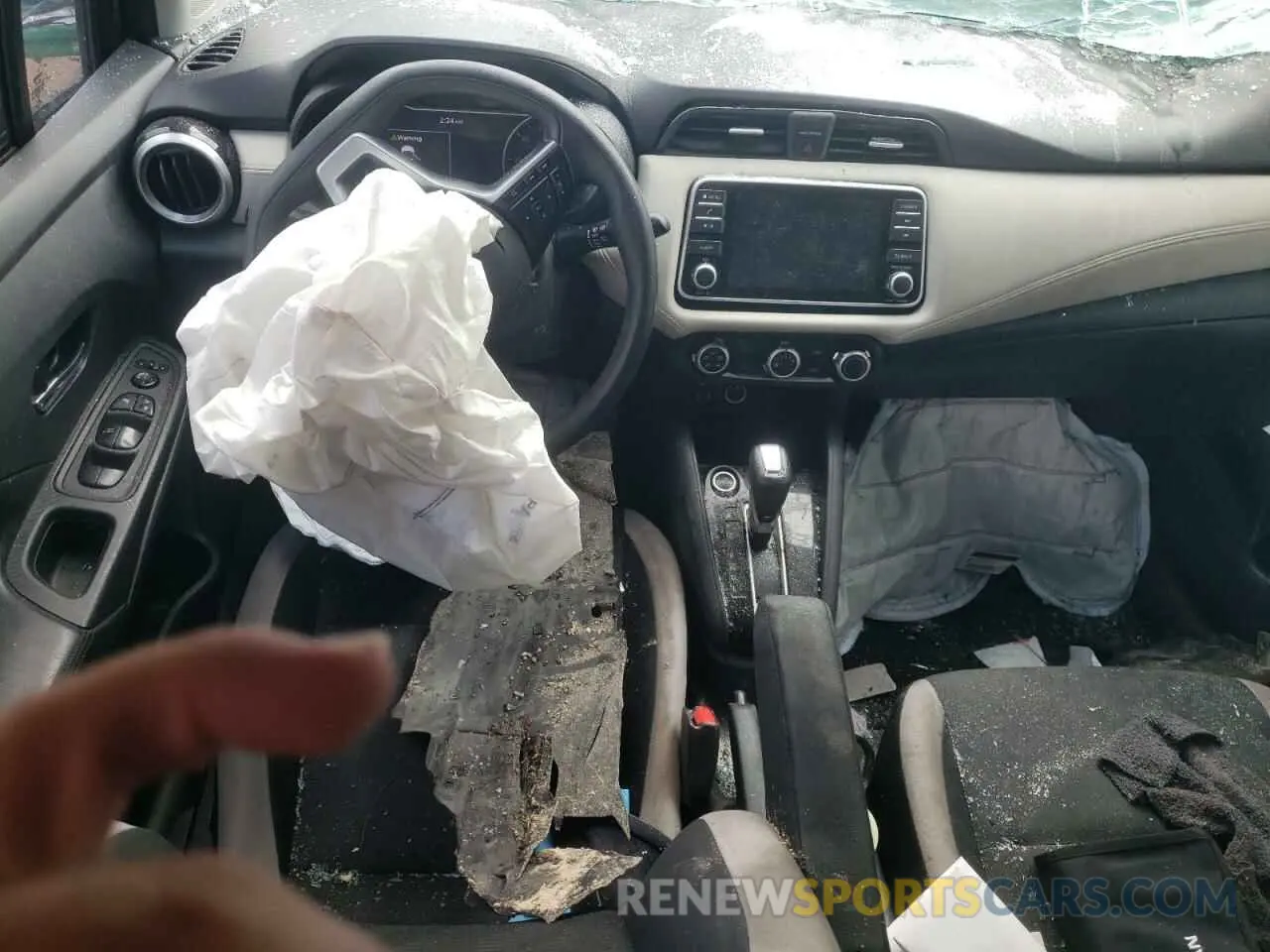 8 Photograph of a damaged car 3N1CN8EV3LL855156 NISSAN VERSA 2020