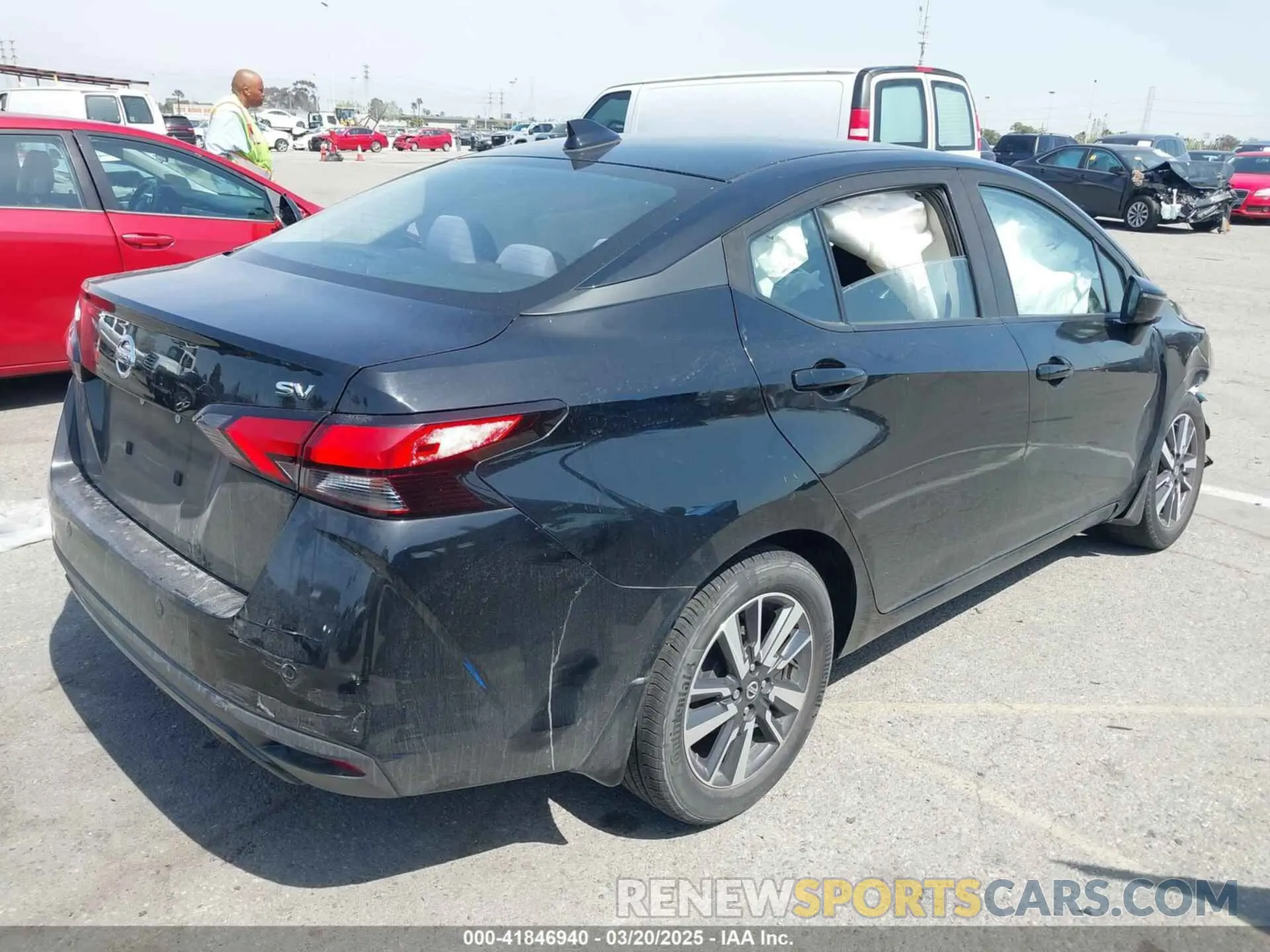 4 Photograph of a damaged car 3N1CN8EV3LL881188 NISSAN VERSA 2020
