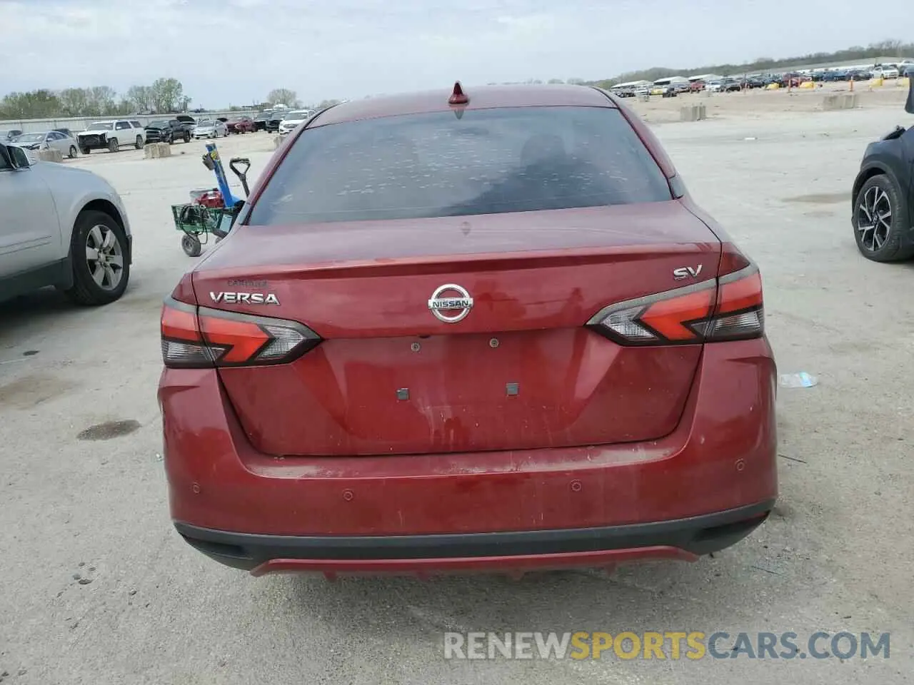 6 Photograph of a damaged car 3N1CN8EV4LL809464 NISSAN VERSA 2020