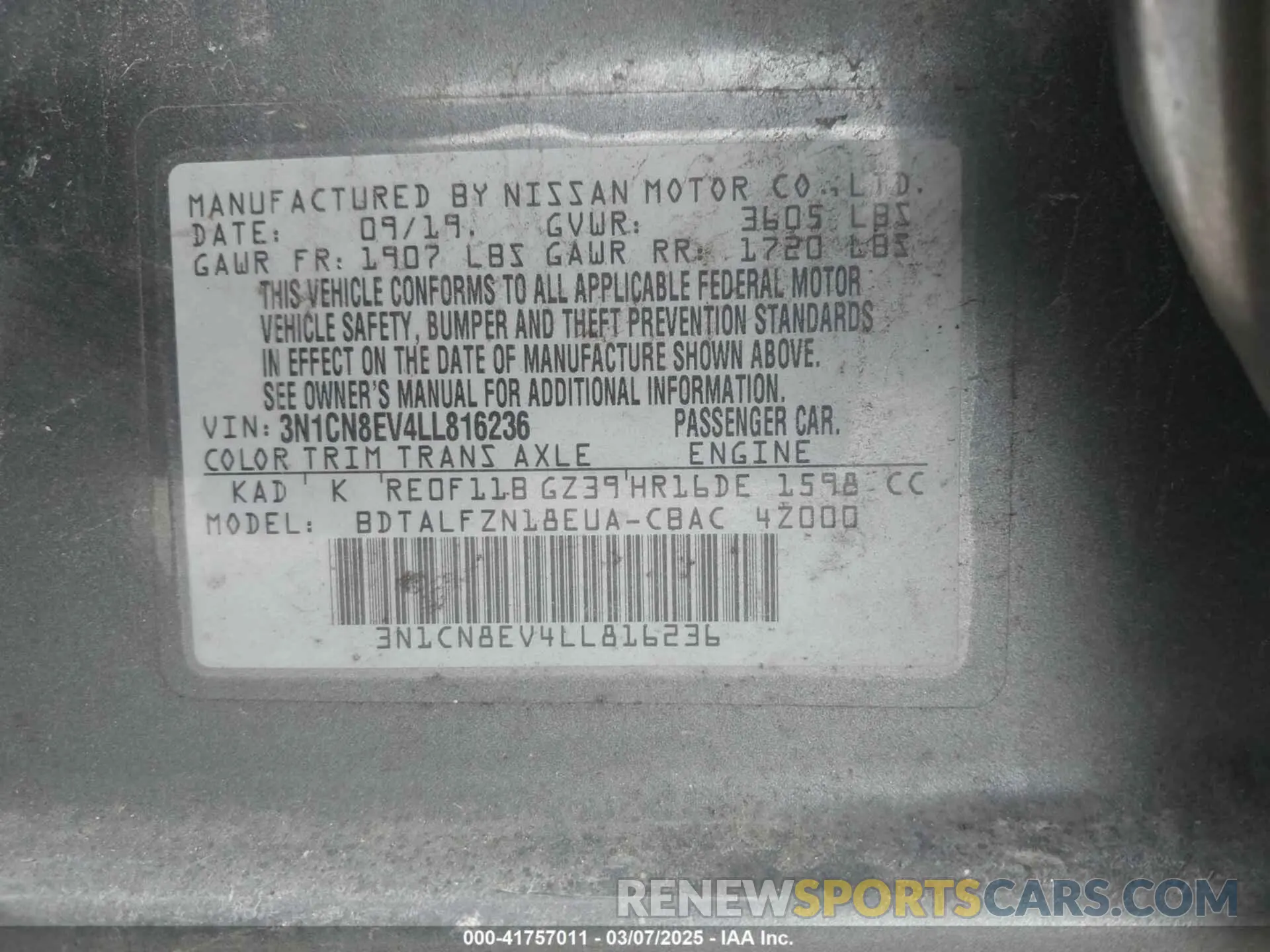 9 Photograph of a damaged car 3N1CN8EV4LL816236 NISSAN VERSA 2020