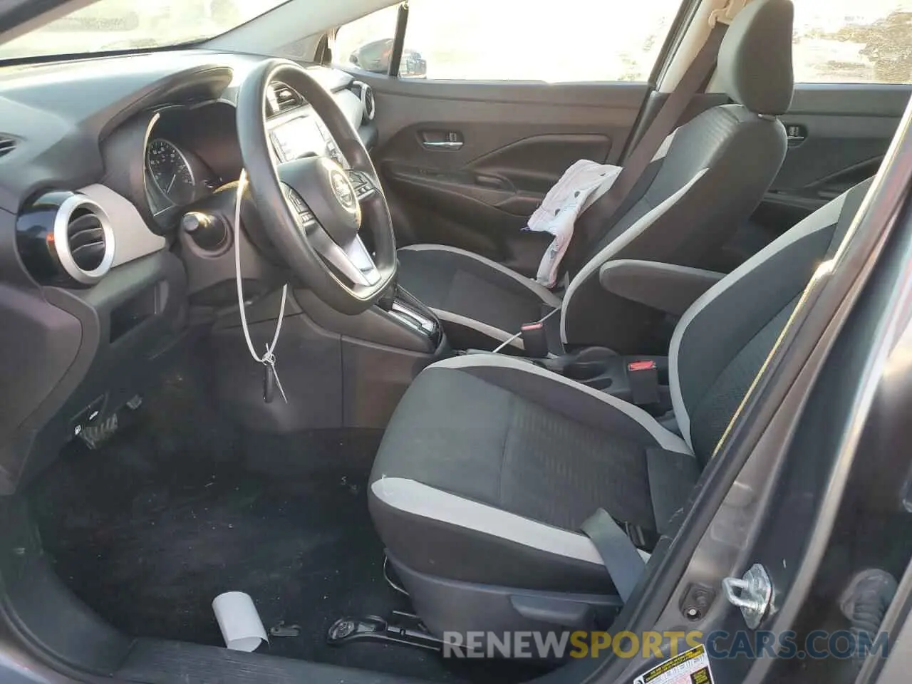 7 Photograph of a damaged car 3N1CN8EV4LL864156 NISSAN VERSA 2020
