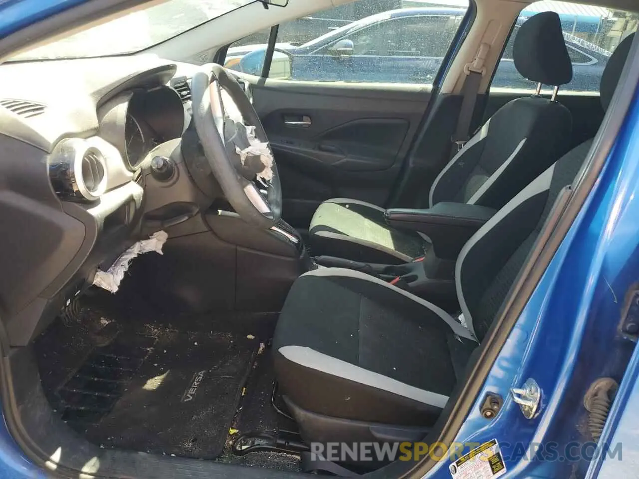 7 Photograph of a damaged car 3N1CN8EV4LL865923 NISSAN VERSA 2020