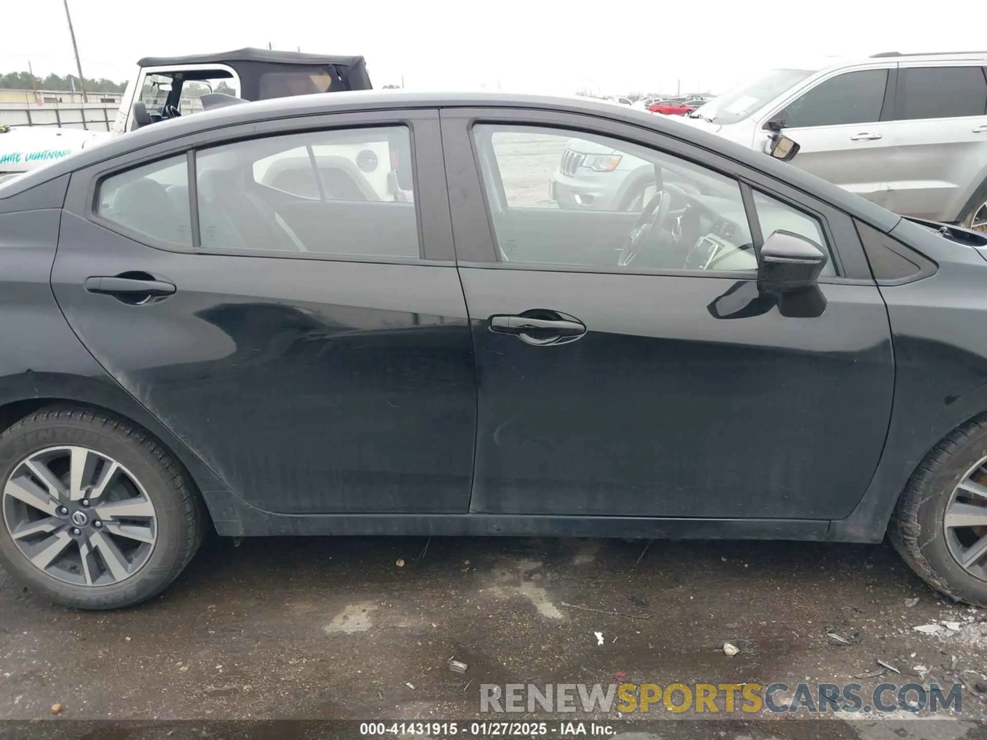 13 Photograph of a damaged car 3N1CN8EV5LL844143 NISSAN VERSA 2020