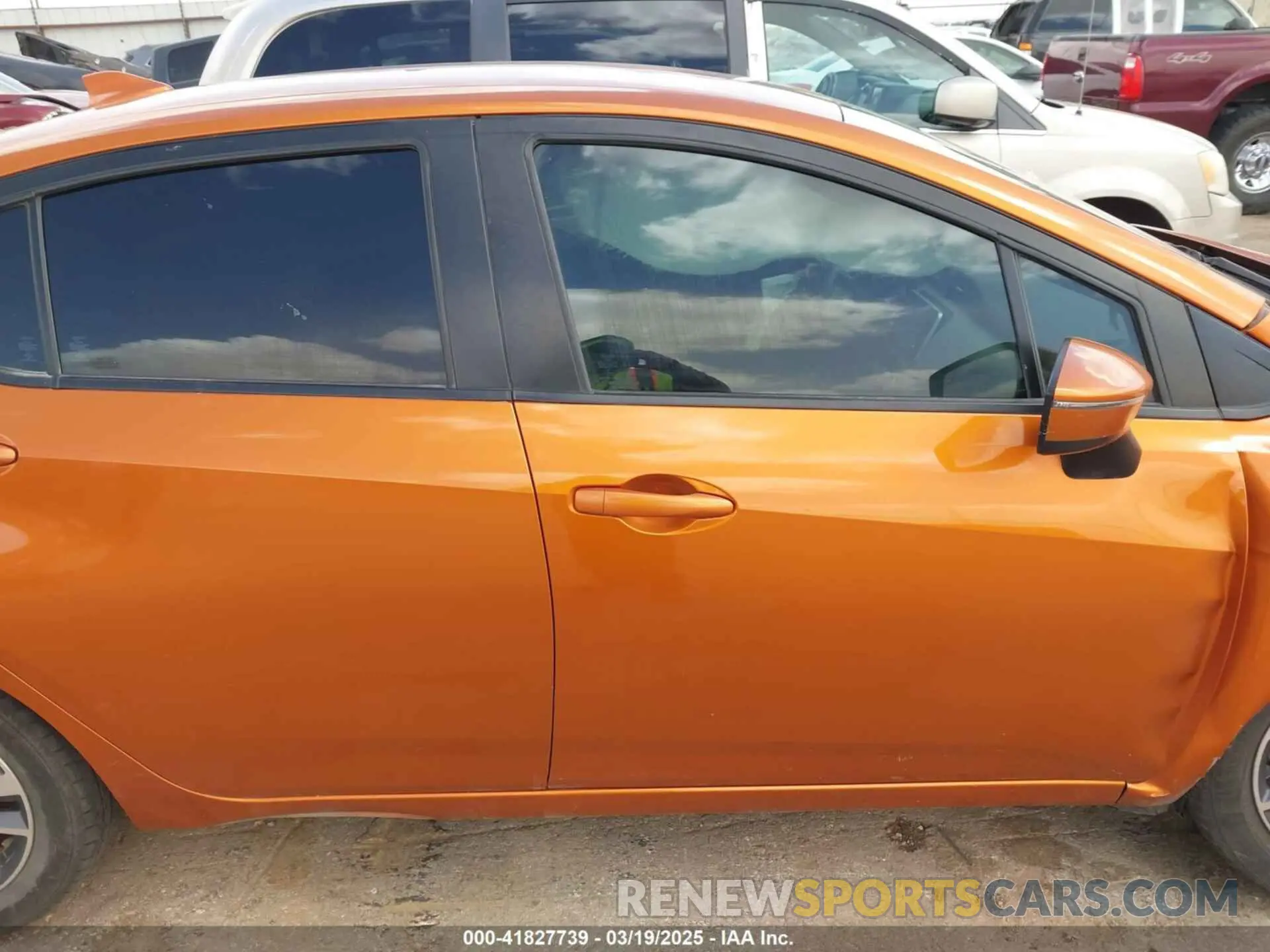 12 Photograph of a damaged car 3N1CN8EV6LL812320 NISSAN VERSA 2020