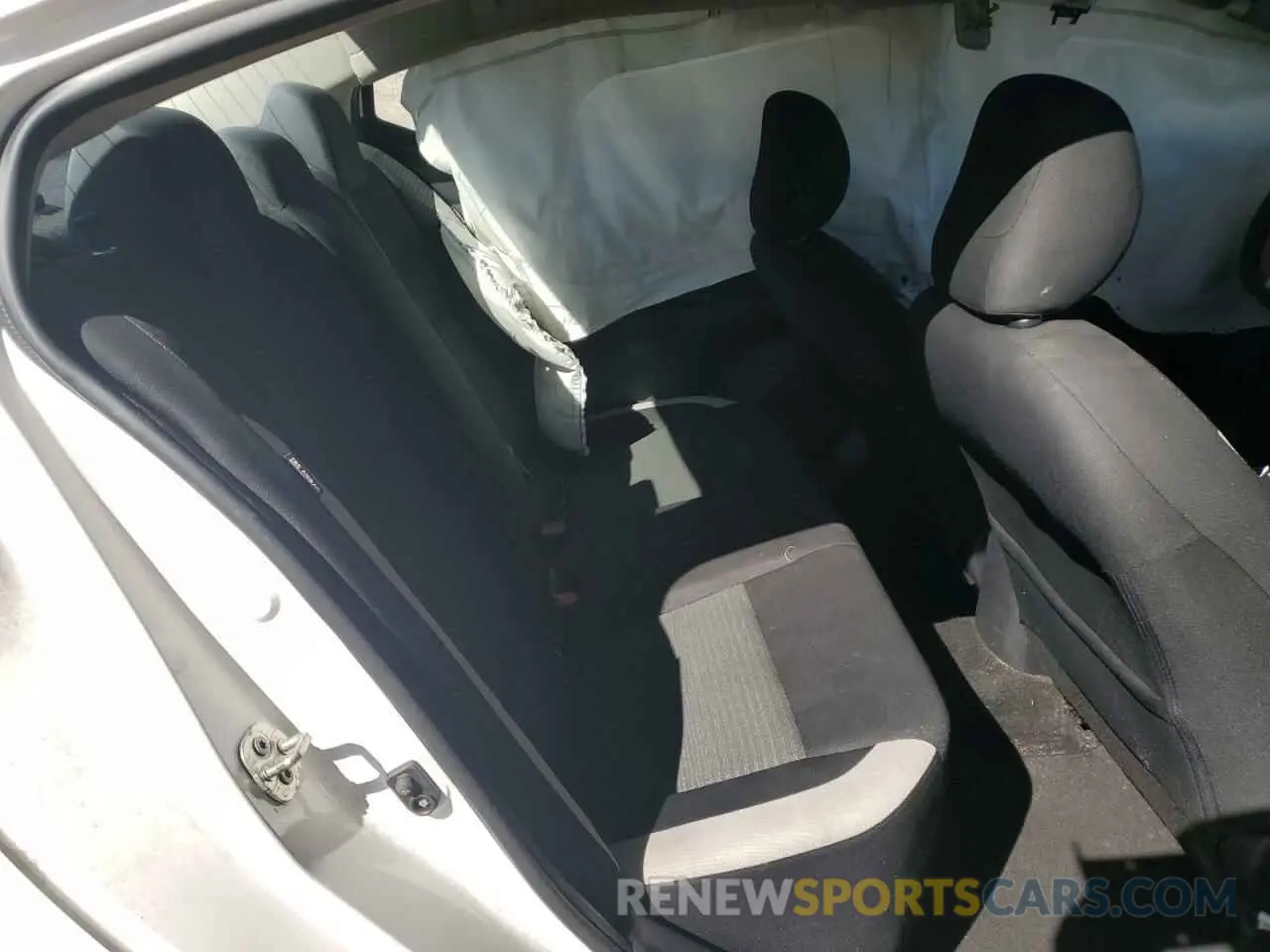 10 Photograph of a damaged car 3N1CN8EV6LL898793 NISSAN VERSA 2020