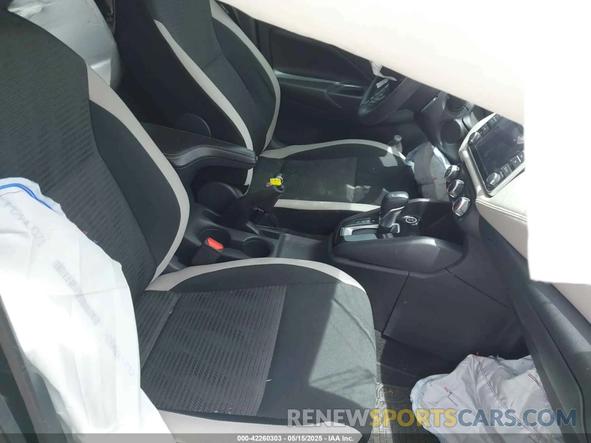 5 Photograph of a damaged car 3N1CN8EV7LL849912 NISSAN VERSA 2020