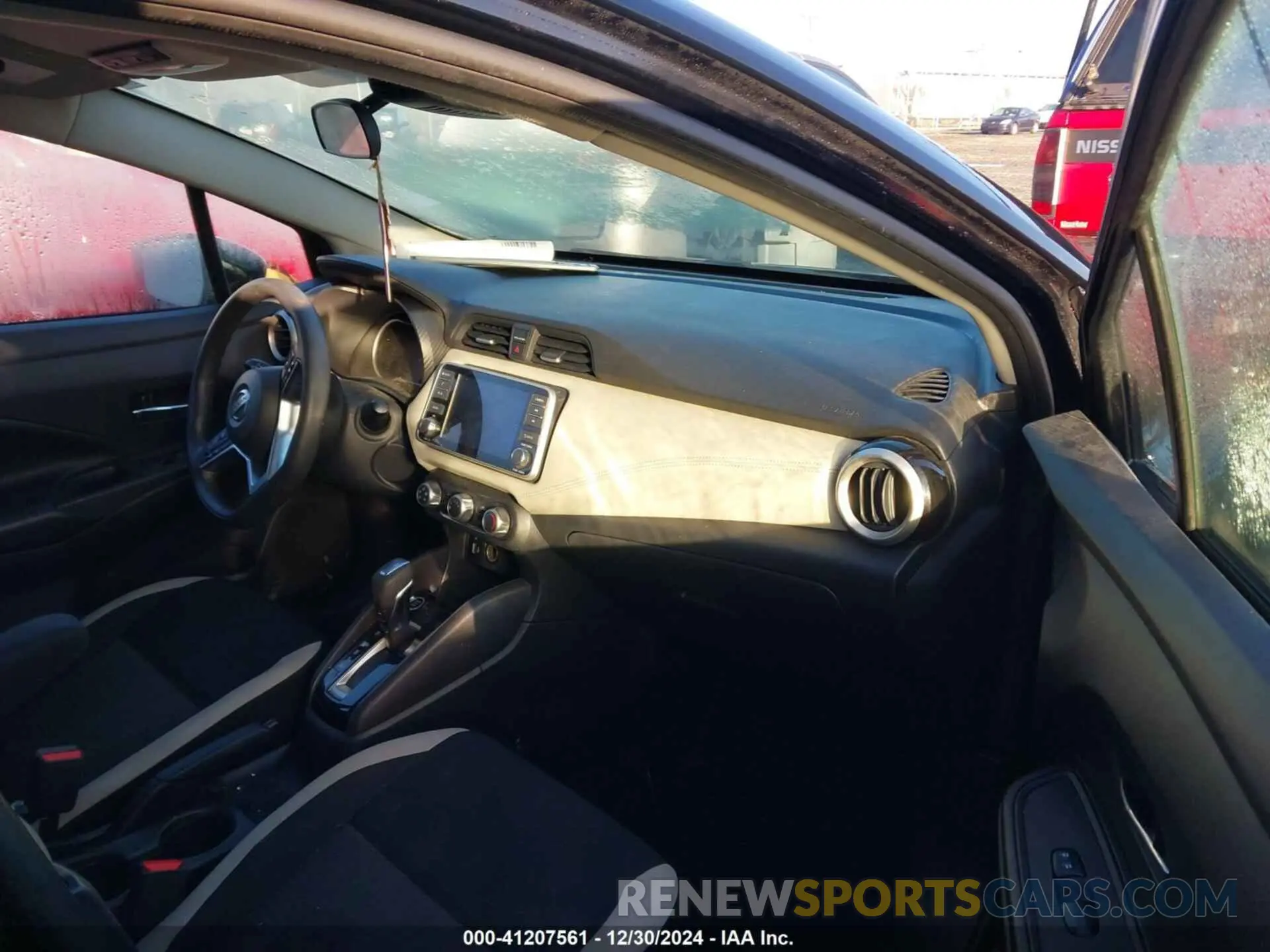 5 Photograph of a damaged car 3N1CN8EV8LL810441 NISSAN VERSA 2020