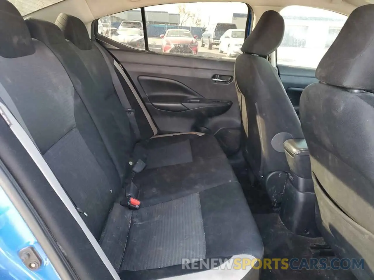10 Photograph of a damaged car 3N1CN8EV8LL850454 NISSAN VERSA 2020