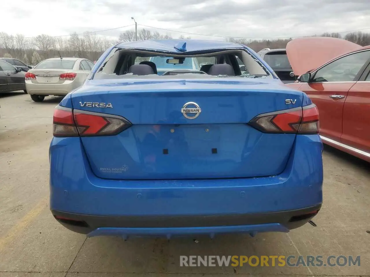 6 Photograph of a damaged car 3N1CN8EV8LL870882 NISSAN VERSA 2020