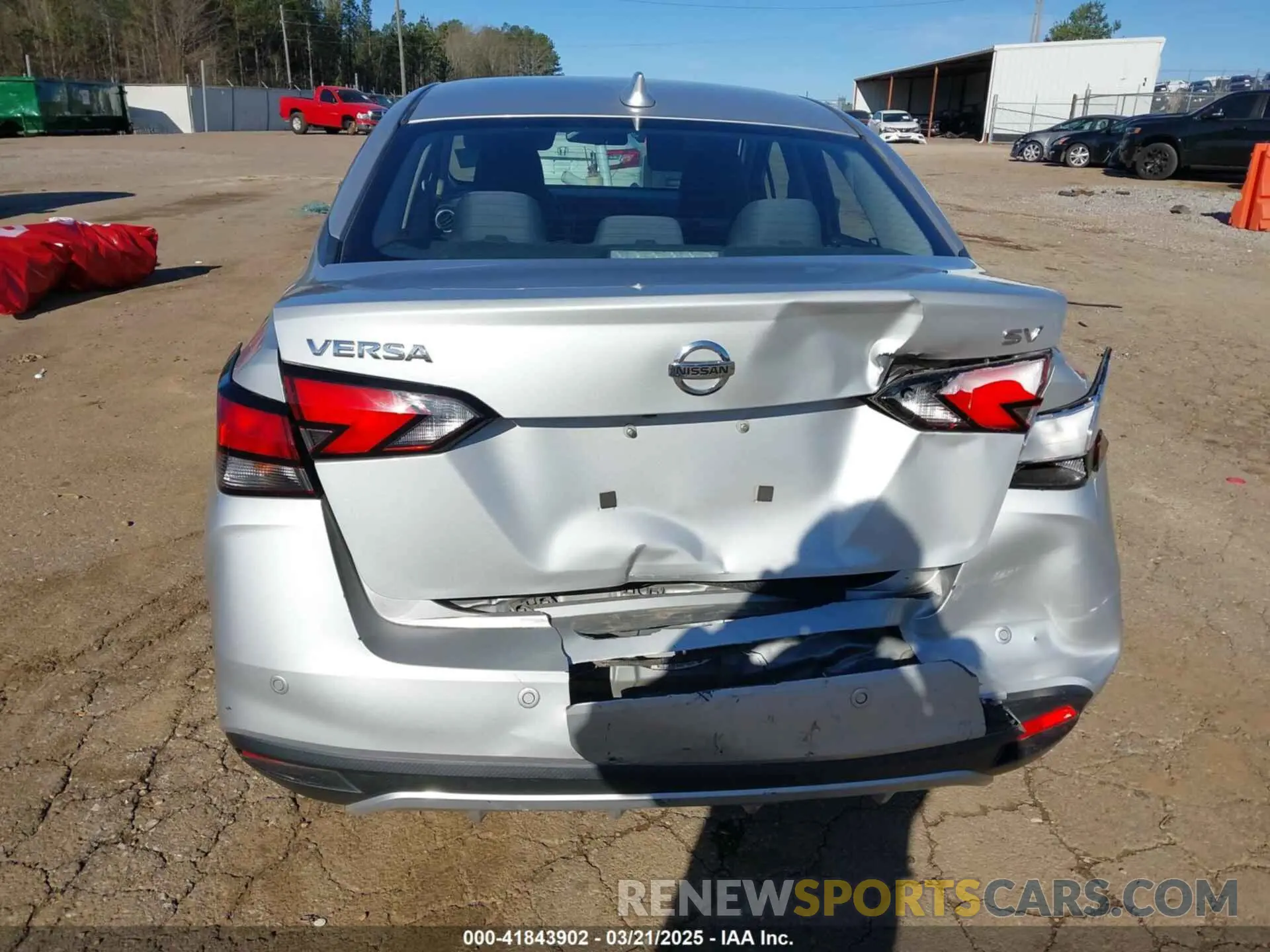 21 Photograph of a damaged car 3N1CN8EV8LL875113 NISSAN VERSA 2020