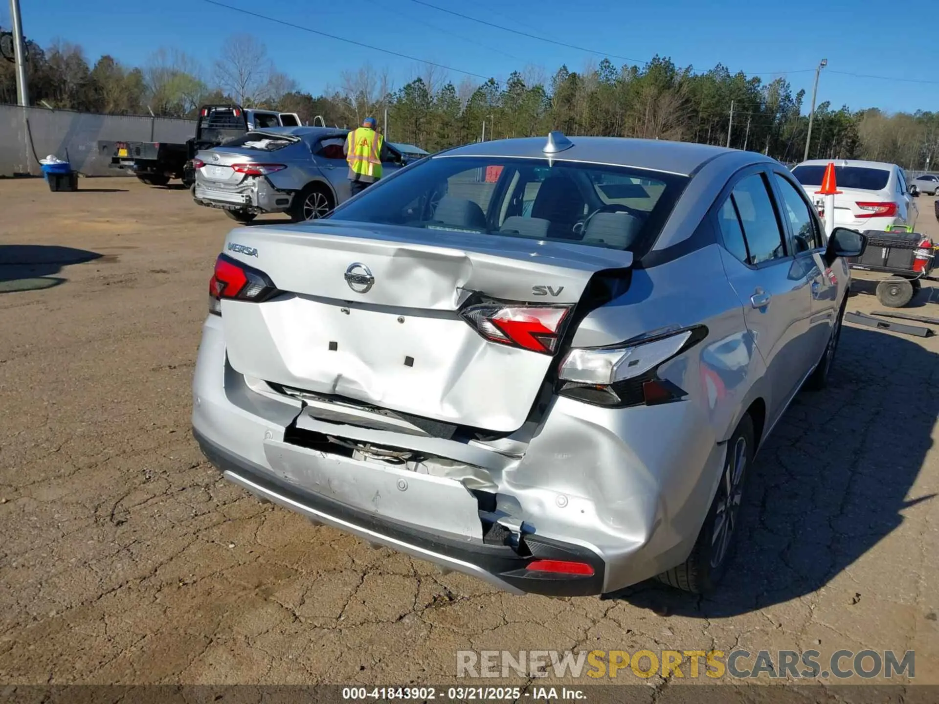 6 Photograph of a damaged car 3N1CN8EV8LL875113 NISSAN VERSA 2020
