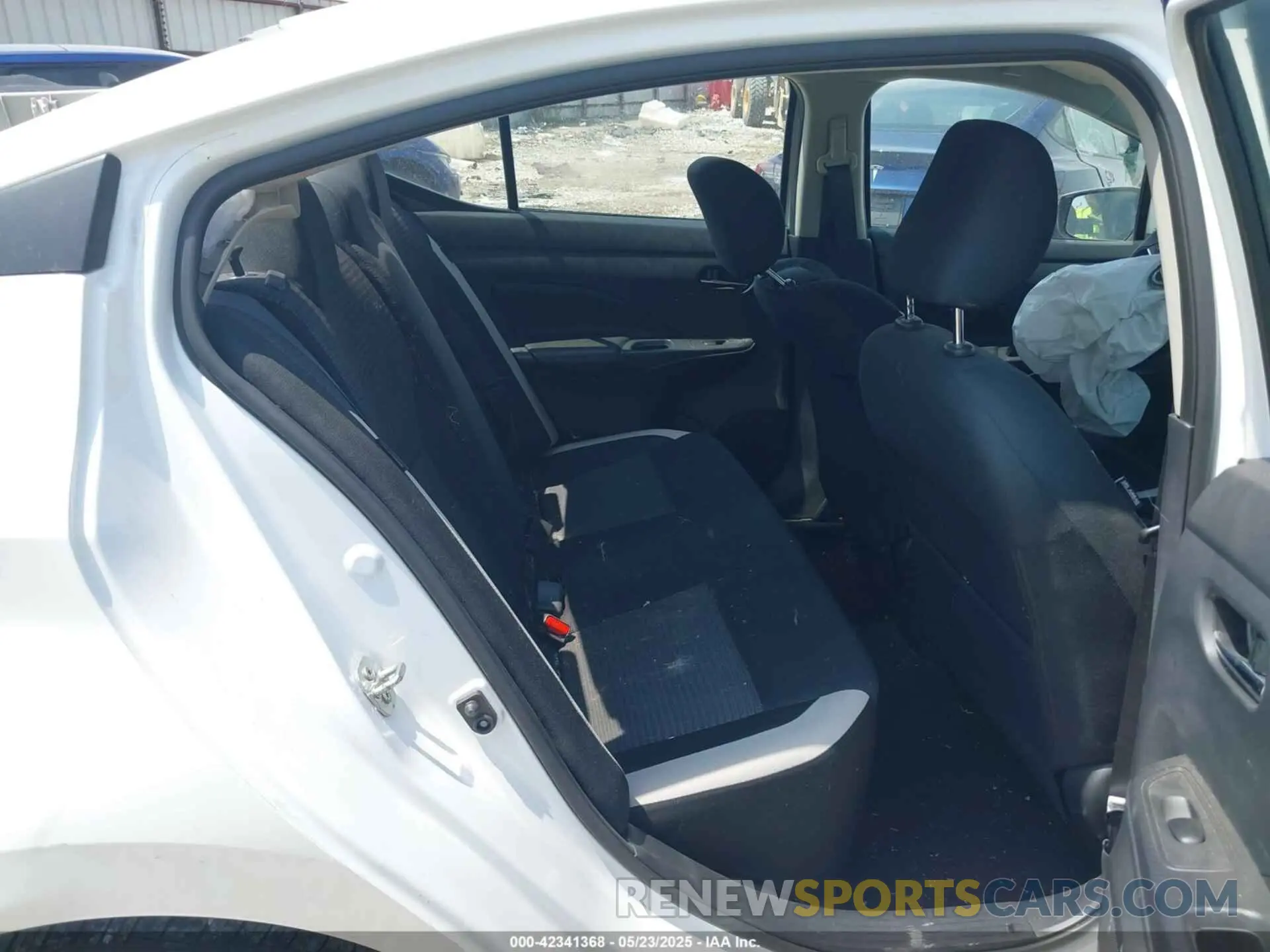 8 Photograph of a damaged car 3N1CN8EV8LL882210 NISSAN VERSA 2020