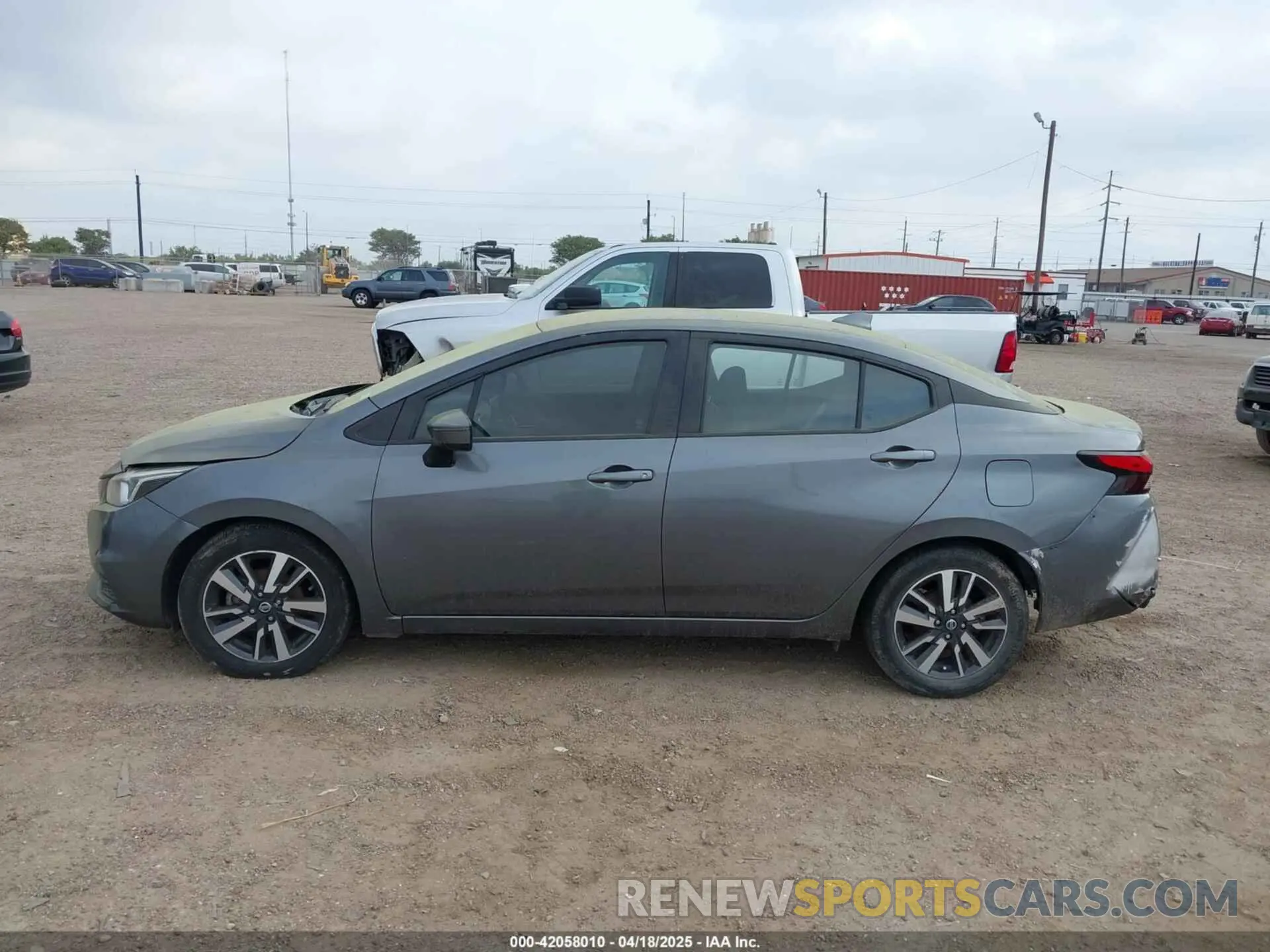 13 Photograph of a damaged car 3N1CN8EV8LL895524 NISSAN VERSA 2020