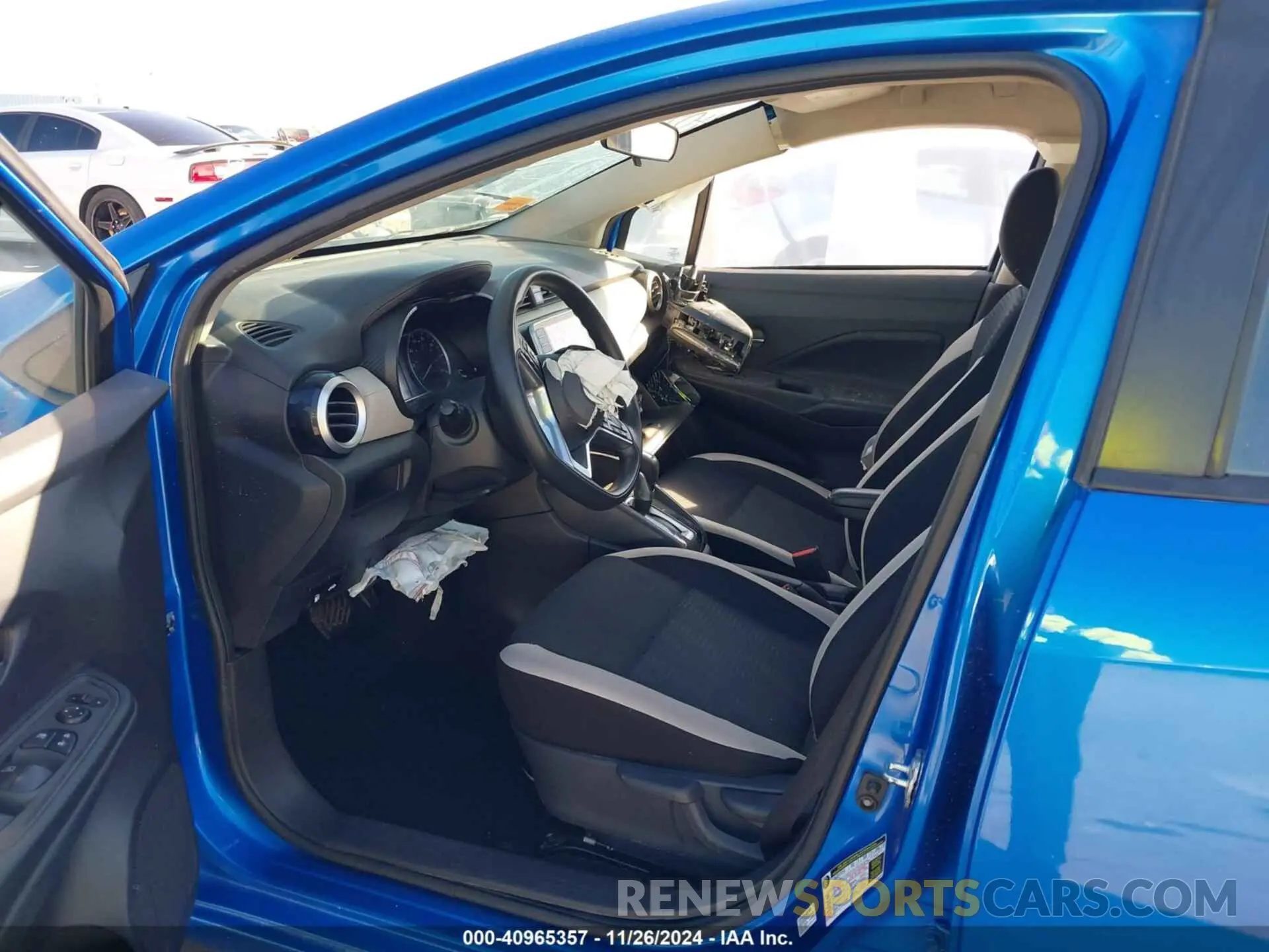 5 Photograph of a damaged car 3N1CN8EV9LL802798 NISSAN VERSA 2020