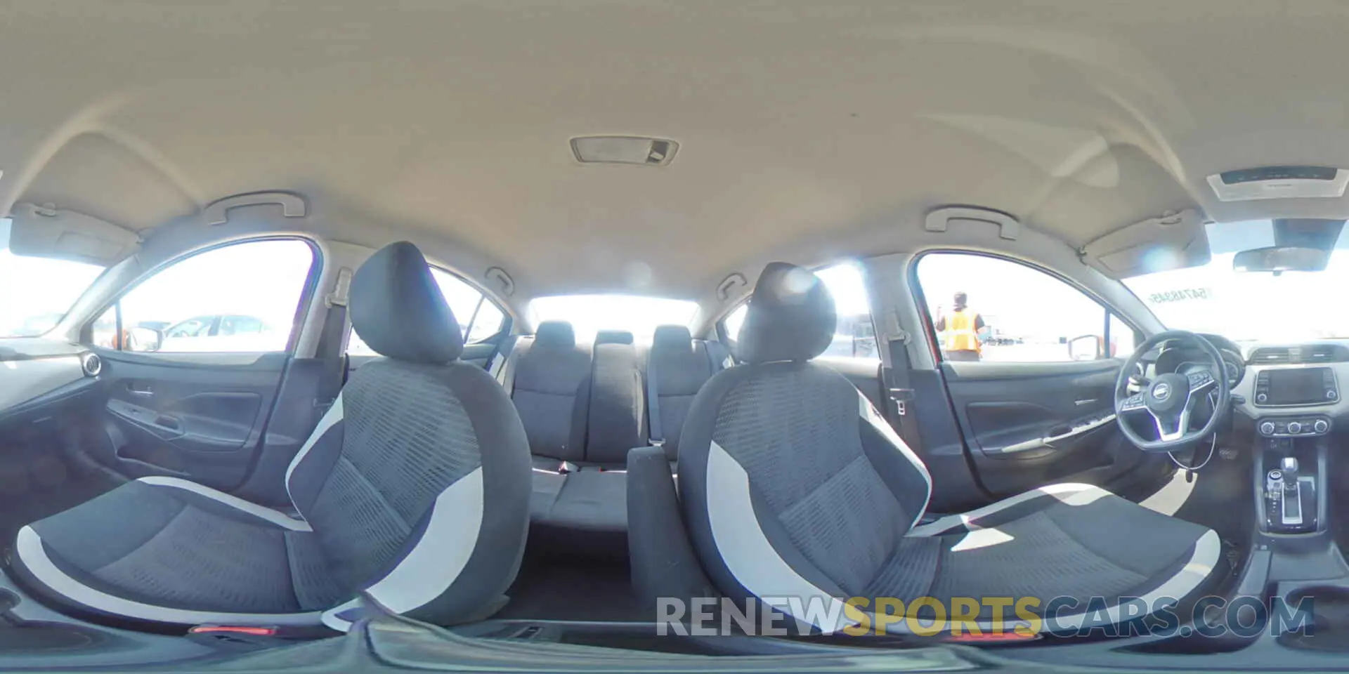 15 Photograph of a damaged car 3N1CN8EV9LL831735 NISSAN VERSA 2020
