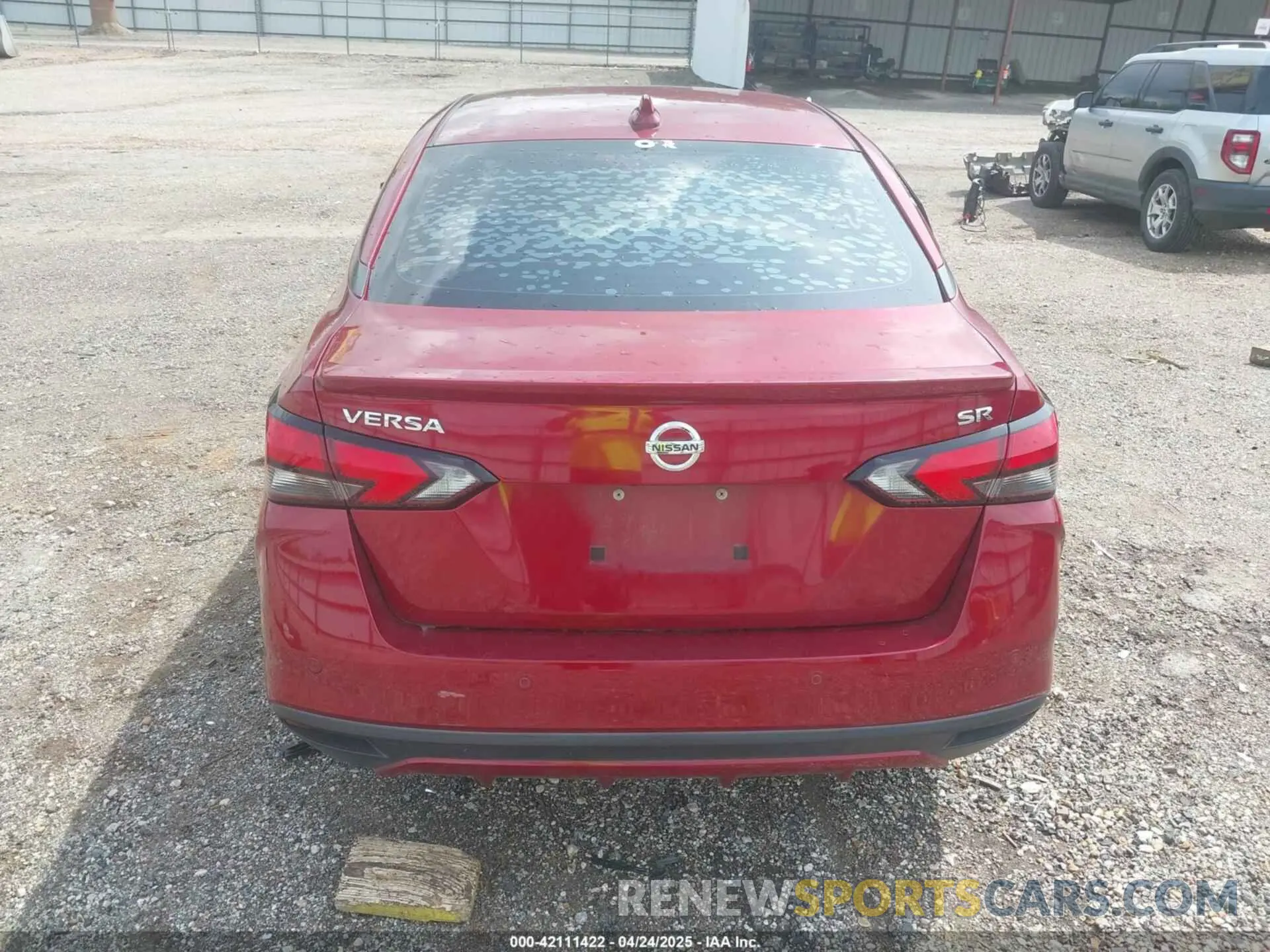 17 Photograph of a damaged car 3N1CN8FV0LL805376 NISSAN VERSA 2020