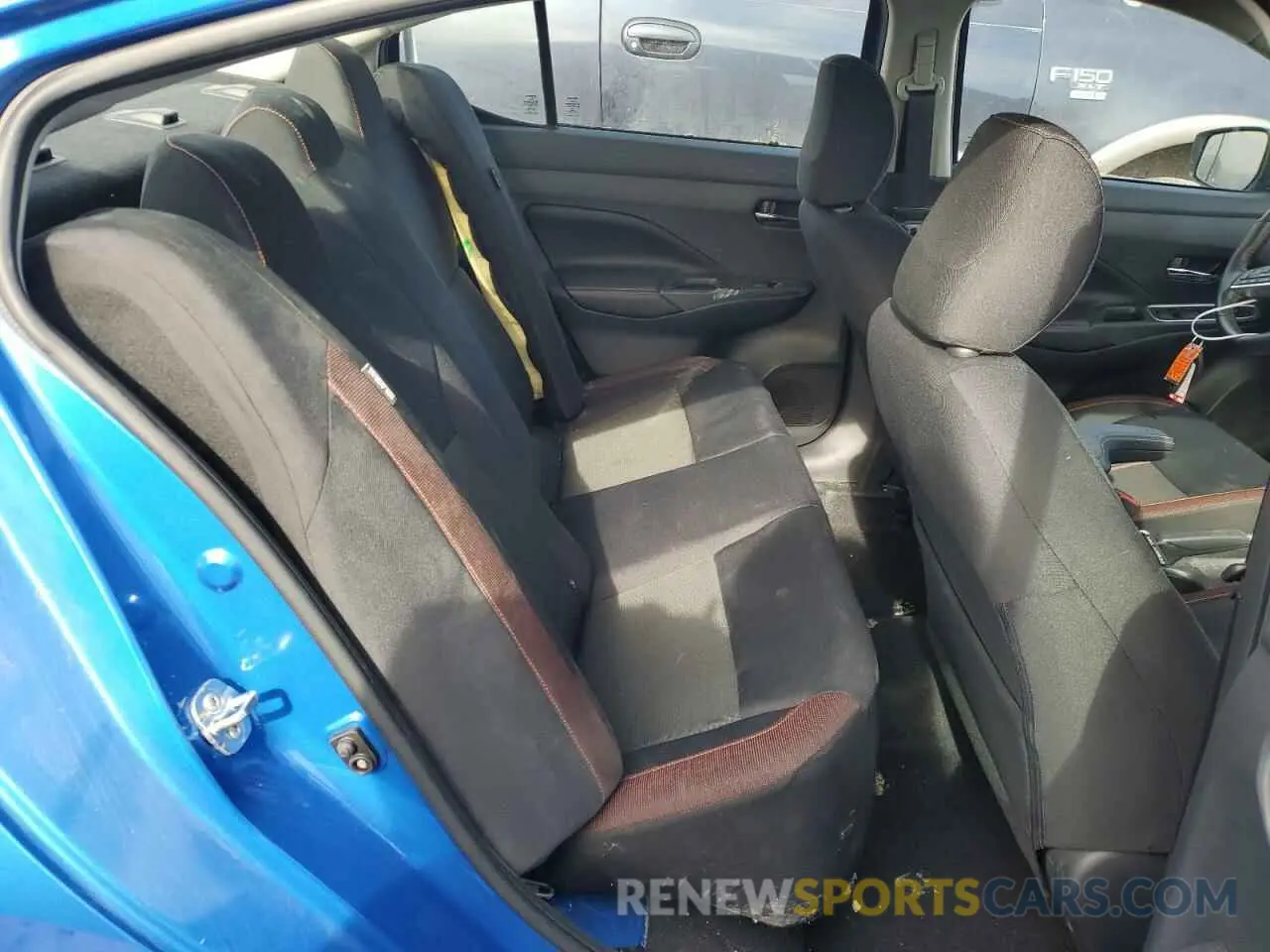 10 Photograph of a damaged car 3N1CN8FV0LL846641 NISSAN VERSA 2020