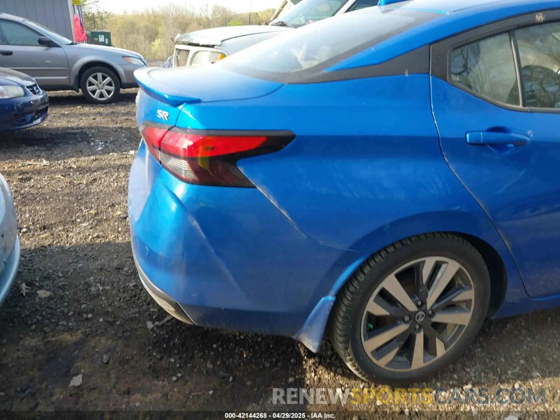 12 Photograph of a damaged car 3N1CN8FV1LL808464 NISSAN VERSA 2020