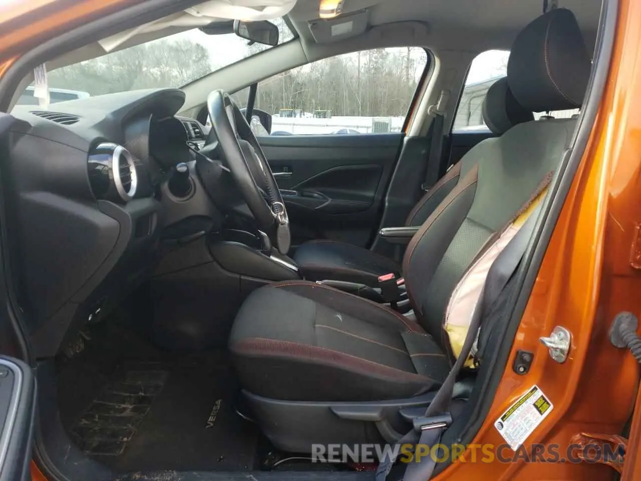 7 Photograph of a damaged car 3N1CN8FV1LL875100 NISSAN VERSA 2020