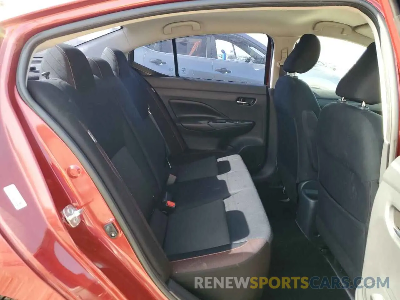 10 Photograph of a damaged car 3N1CN8FV2LL810451 NISSAN VERSA 2020