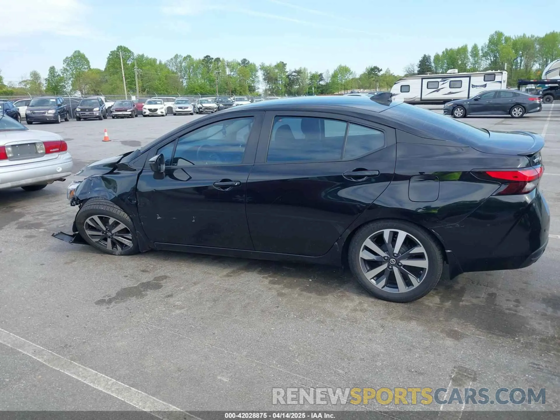 14 Photograph of a damaged car 3N1CN8FV2LL844051 NISSAN VERSA 2020