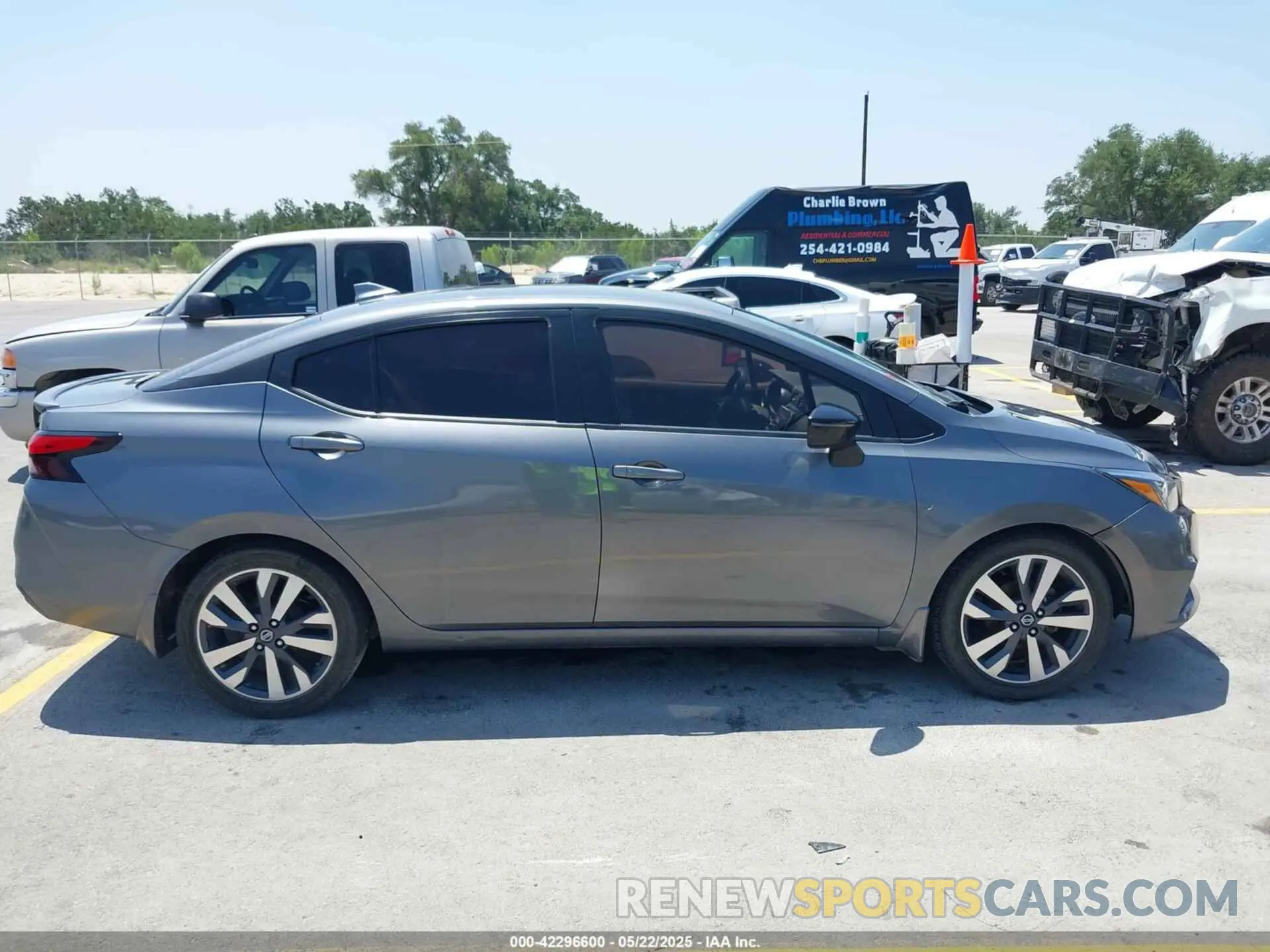 13 Photograph of a damaged car 3N1CN8FV2LL890009 NISSAN VERSA 2020