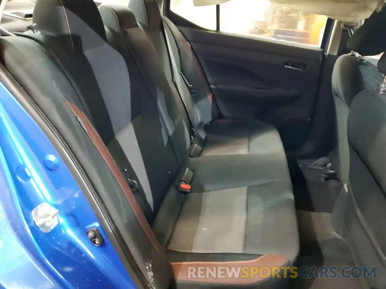 10 Photograph of a damaged car 3N1CN8FV5LL811643 NISSAN VERSA 2020