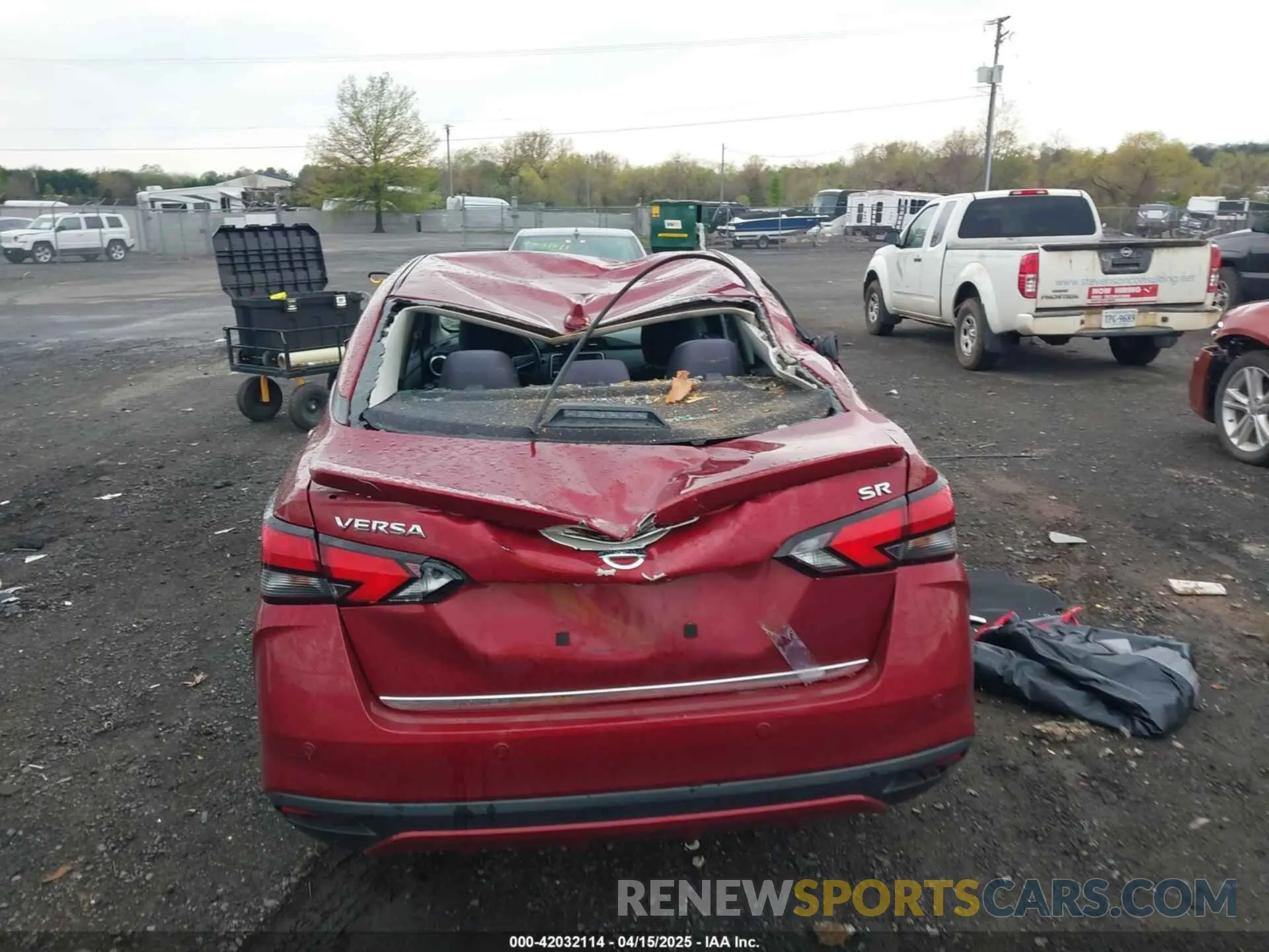 16 Photograph of a damaged car 3N1CN8FV5LL842908 NISSAN VERSA 2020