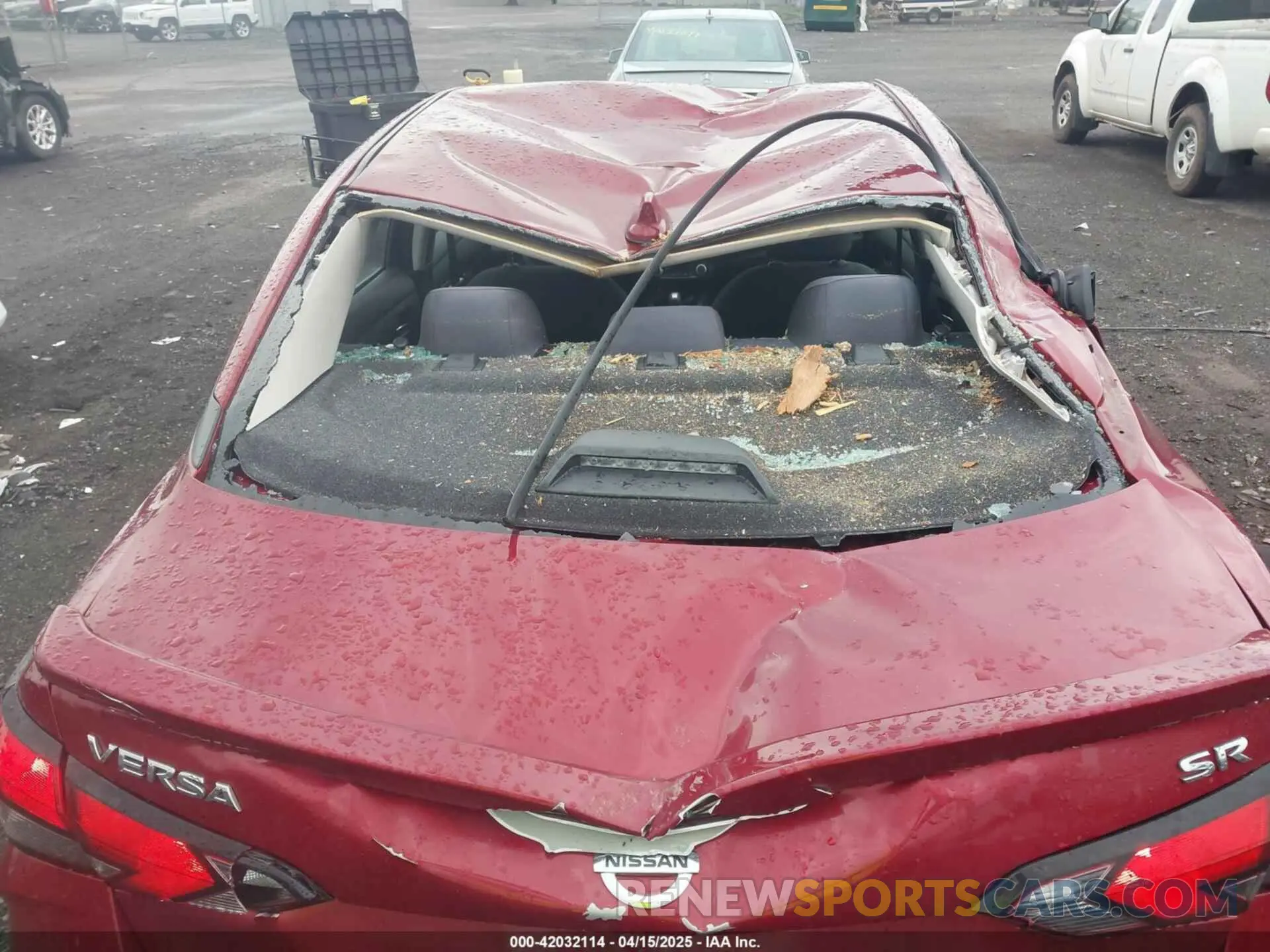 6 Photograph of a damaged car 3N1CN8FV5LL842908 NISSAN VERSA 2020