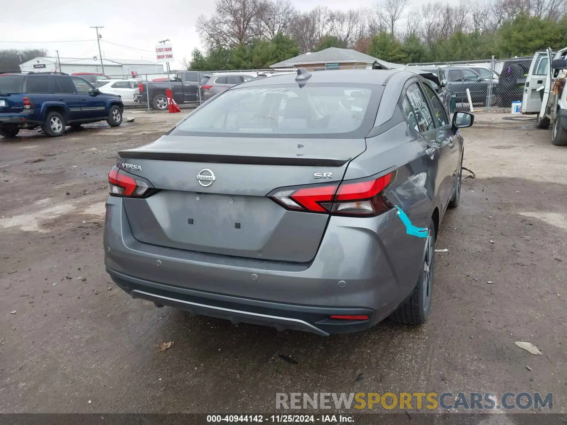 4 Photograph of a damaged car 3N1CN8FV6LL800327 NISSAN VERSA 2020