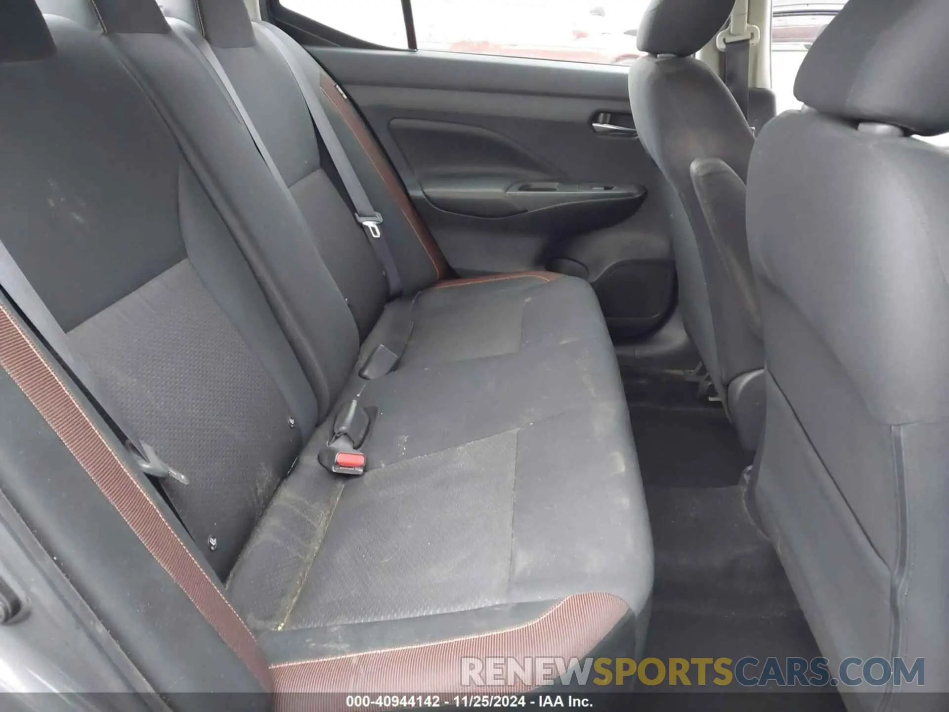 8 Photograph of a damaged car 3N1CN8FV6LL800327 NISSAN VERSA 2020