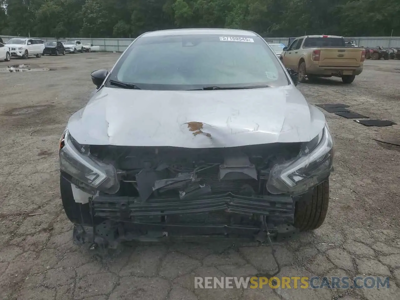 5 Photograph of a damaged car 3N1CN8FV6LL812803 NISSAN VERSA 2020
