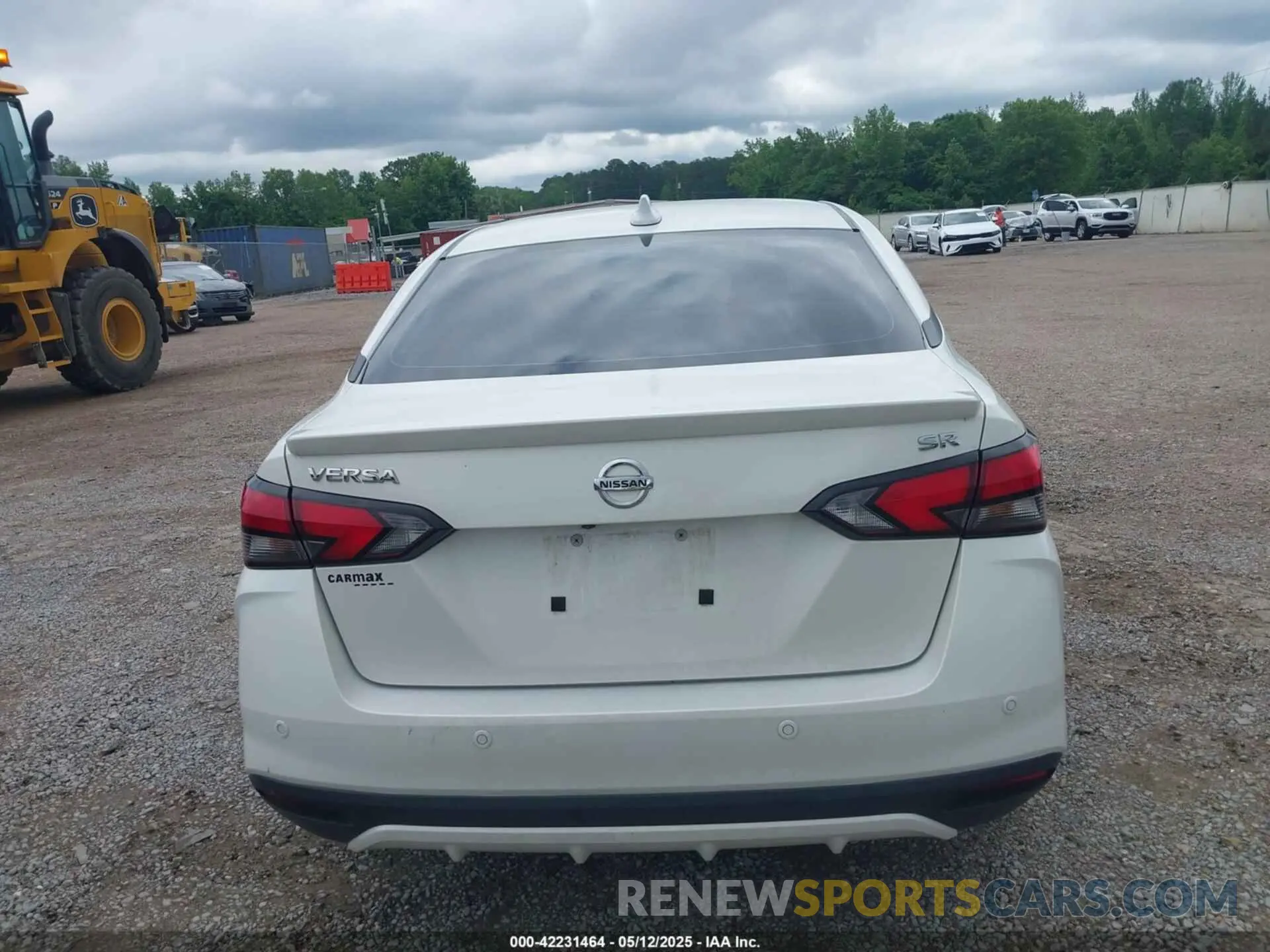 17 Photograph of a damaged car 3N1CN8FV6LL901769 NISSAN VERSA 2020