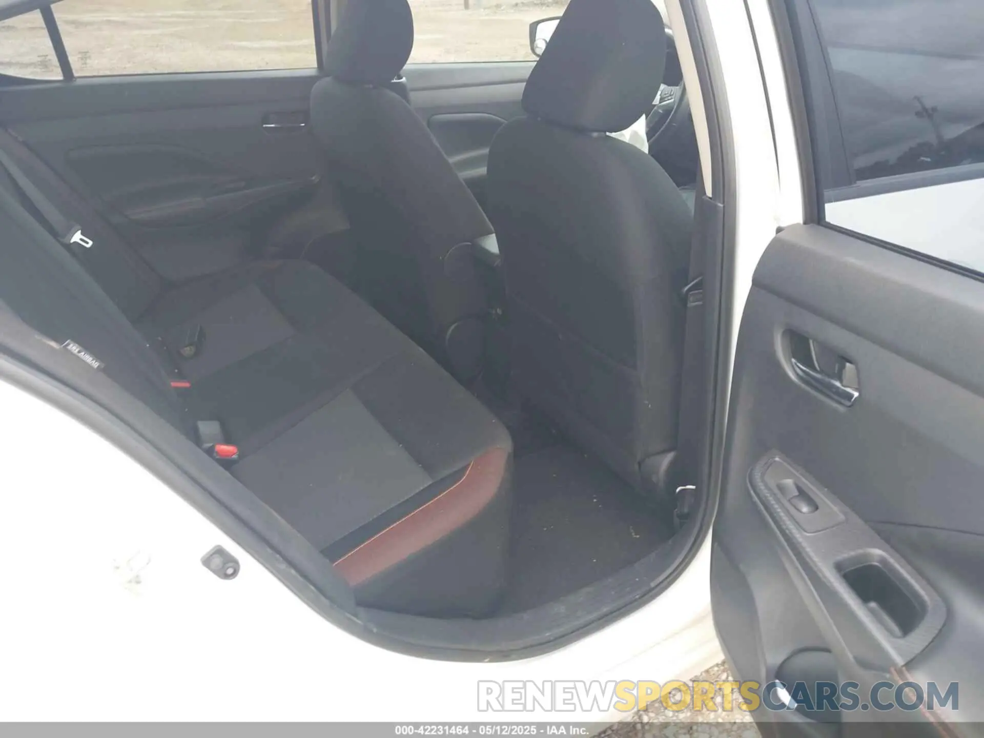 8 Photograph of a damaged car 3N1CN8FV6LL901769 NISSAN VERSA 2020