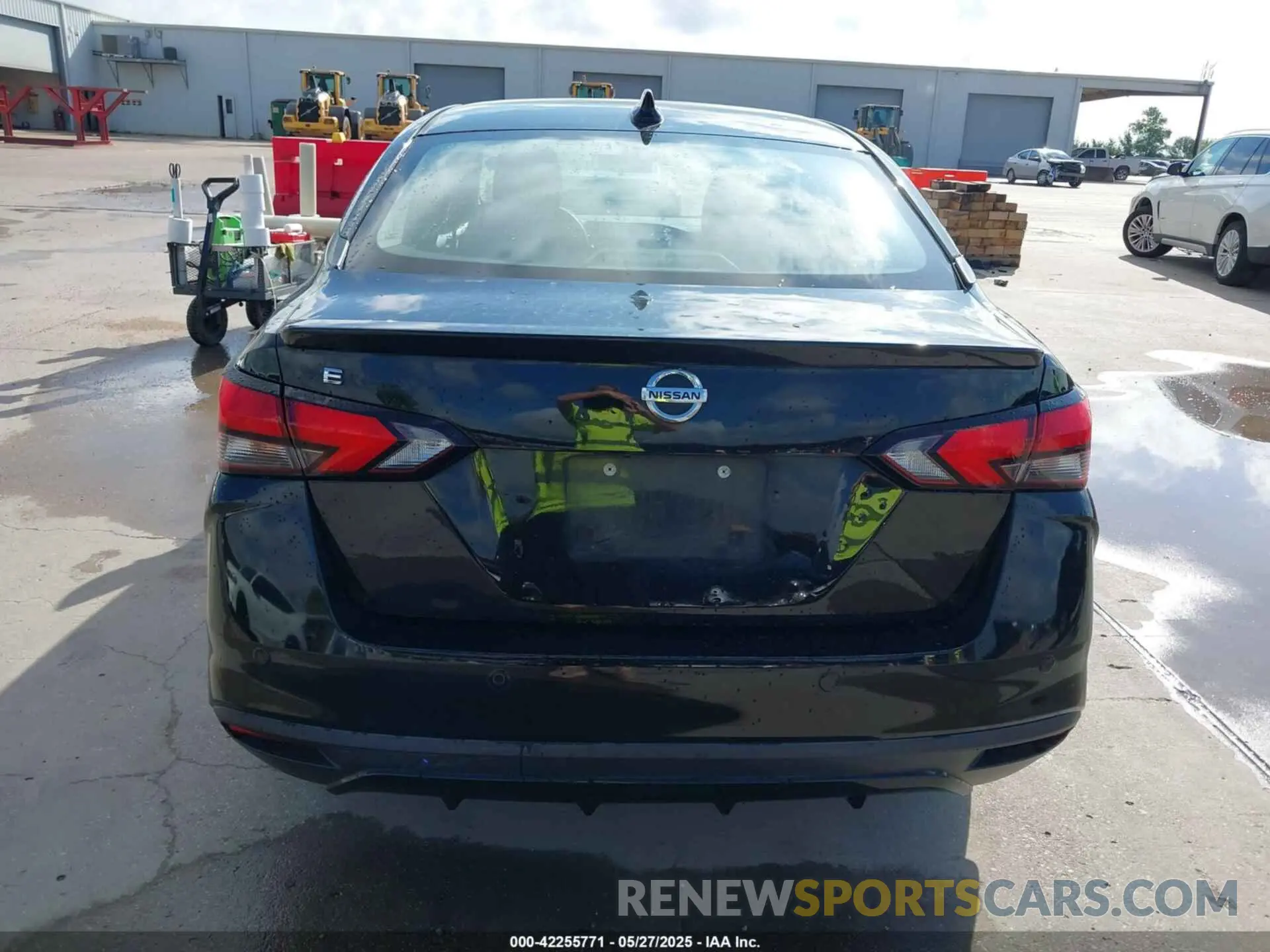 16 Photograph of a damaged car 3N1CN8FV7LL828914 NISSAN VERSA 2020
