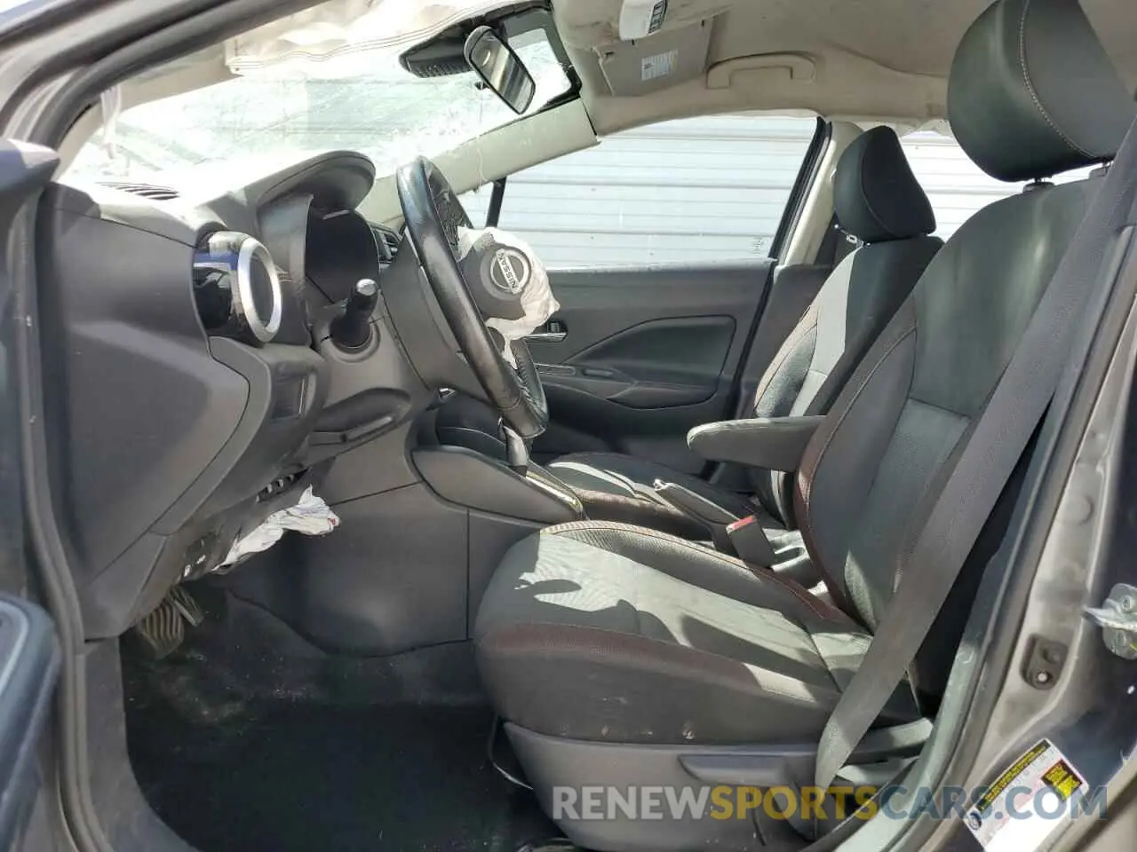 7 Photograph of a damaged car 3N1CN8FV9LL838571 NISSAN VERSA 2020