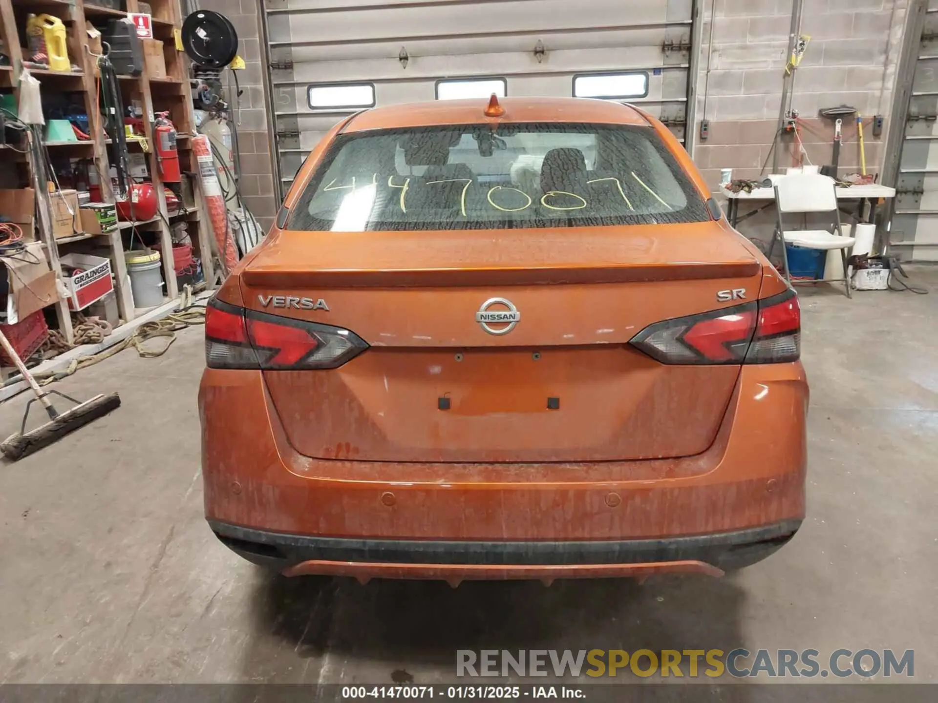 17 Photograph of a damaged car 3N1CN8FVXLL844203 NISSAN VERSA 2020