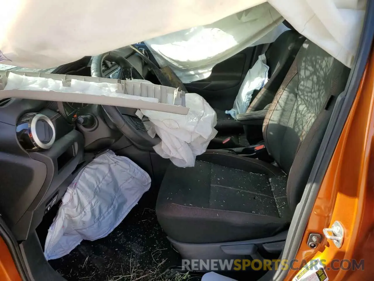 7 Photograph of a damaged car 3N1CN8FVXLL913133 NISSAN VERSA 2020