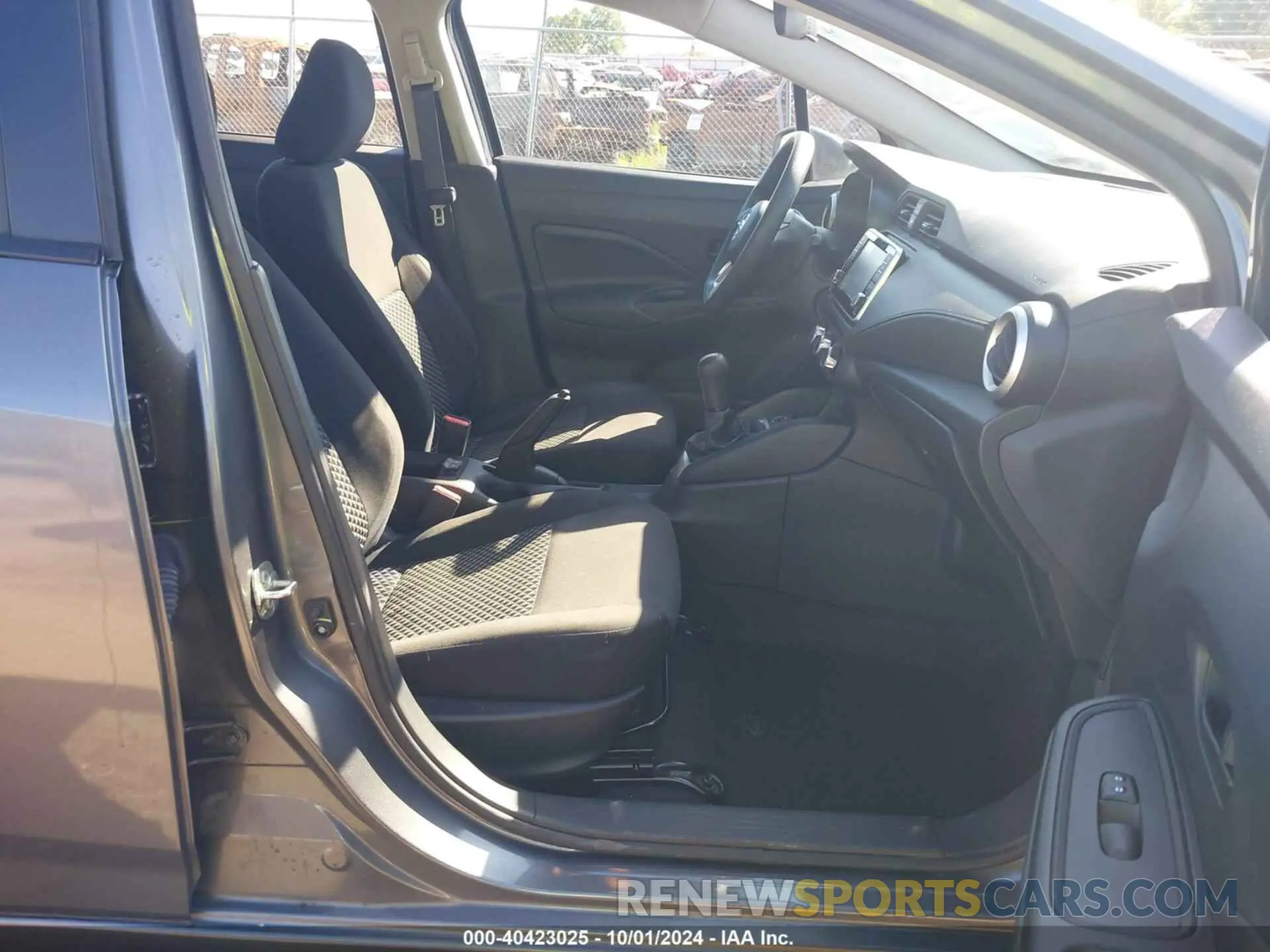 5 Photograph of a damaged car 3N1CN8BV3ML879656 NISSAN VERSA 2021