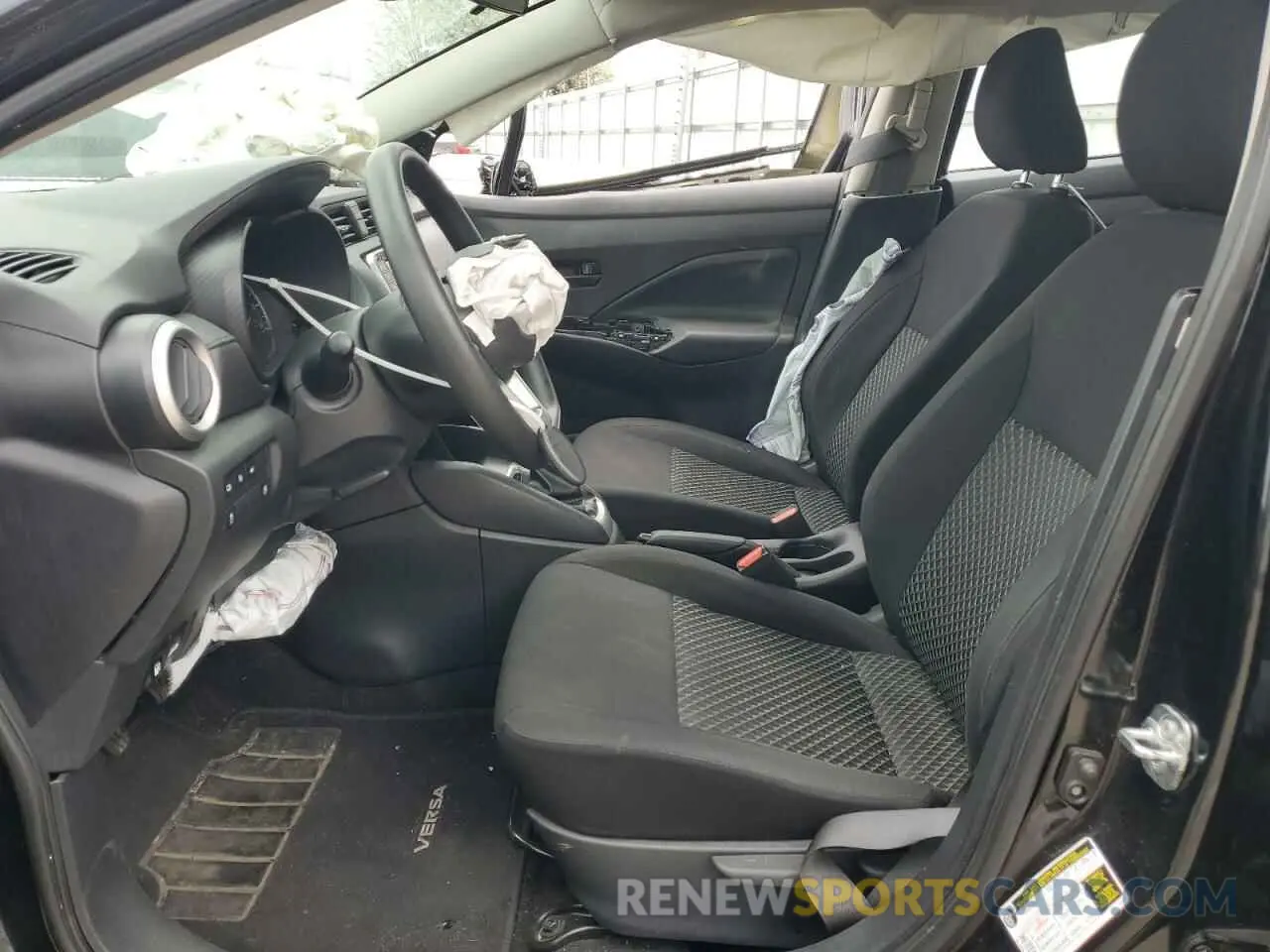 7 Photograph of a damaged car 3N1CN8BV8ML813734 NISSAN VERSA 2021